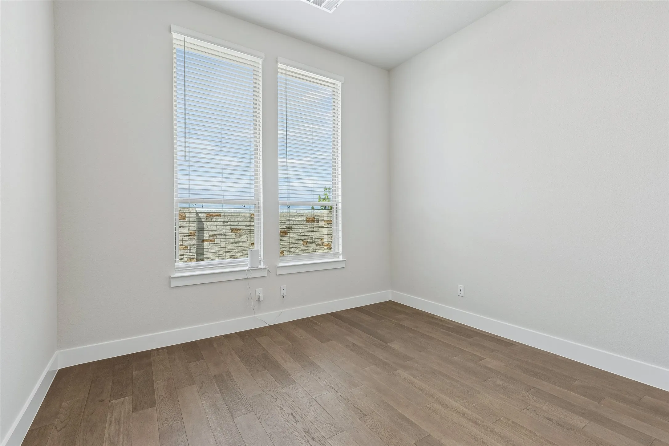 Single Family Residence For Sale in Collin County , 236 Bay Laurel Road, Mc Kinney, Texas 75071, 4 Bedroom, 3 Bathroom, 2 Garage spaces, 2,505 Sqft, built in 2025, mls#21269610, Real Estate Agent in Mc Kinney, Homes For Sale in Collin county, Homes For Sale in Mc Kinney, Realtor in Mc Kinney Texas, Real Estate Brokerage Independent Realty Texas, Luminita Cordes Realtor