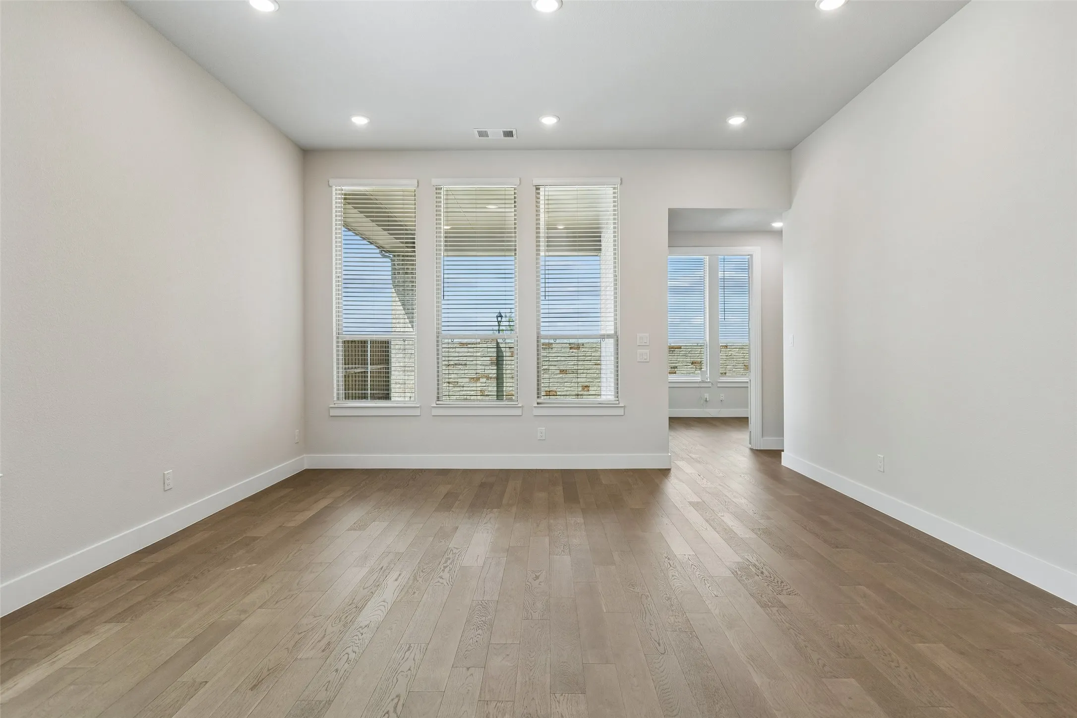 Single Family Residence For Sale in Collin County , 236 Bay Laurel Road, Mc Kinney, Texas 75071, 4 Bedroom, 3 Bathroom, 2 Garage spaces, 2,505 Sqft, built in 2025, mls#21269610, Real Estate Agent in Mc Kinney, Homes For Sale in Collin county, Homes For Sale in Mc Kinney, Realtor in Mc Kinney Texas, Real Estate Brokerage Independent Realty Texas, Luminita Cordes Realtor