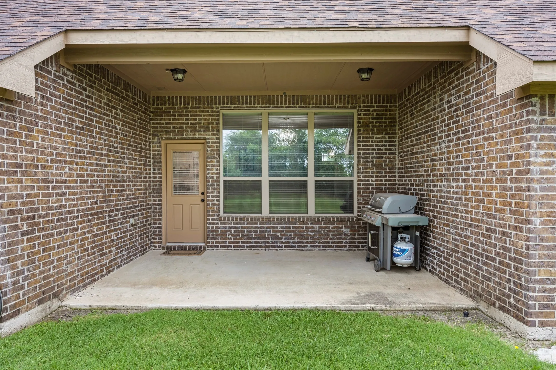 Single Family Residence For Sale in Ellis County , 1111 Yukon Boulevard, Waxahachie, Texas 75167, 4 Bedroom, 4 Bathroom, 2 Garage spaces, 3,064 Sqft, built in 2017, mls#21272550, Real Estate Agent in Waxahachie, Homes For Sale in Ellis county, Homes For Sale in Waxahachie, Realtor in Waxahachie Texas, Real Estate Brokerage Independent Realty Texas, Luminita Cordes Realtor