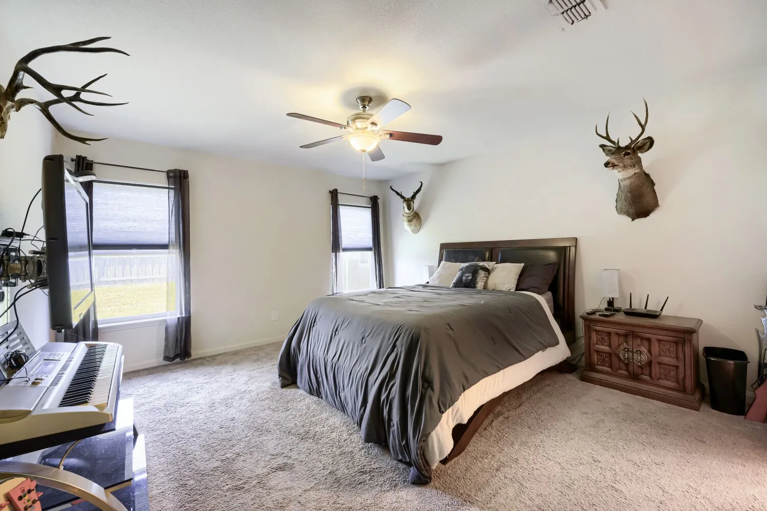 Single Family Residence For Sale in Kaufman County , 4015 Elderberry Street, Forney, Texas 75126, 3 Bedroom, 2 Bathroom, 2 Garage spaces, 1,541 Sqft, built in 2016, mls#21269555, Real Estate Agent in Forney, Homes For Sale in Kaufman county, Homes For Sale in Forney, Realtor in Forney Texas, Real Estate Brokerage Independent Realty Texas, Luminita Cordes Realtor