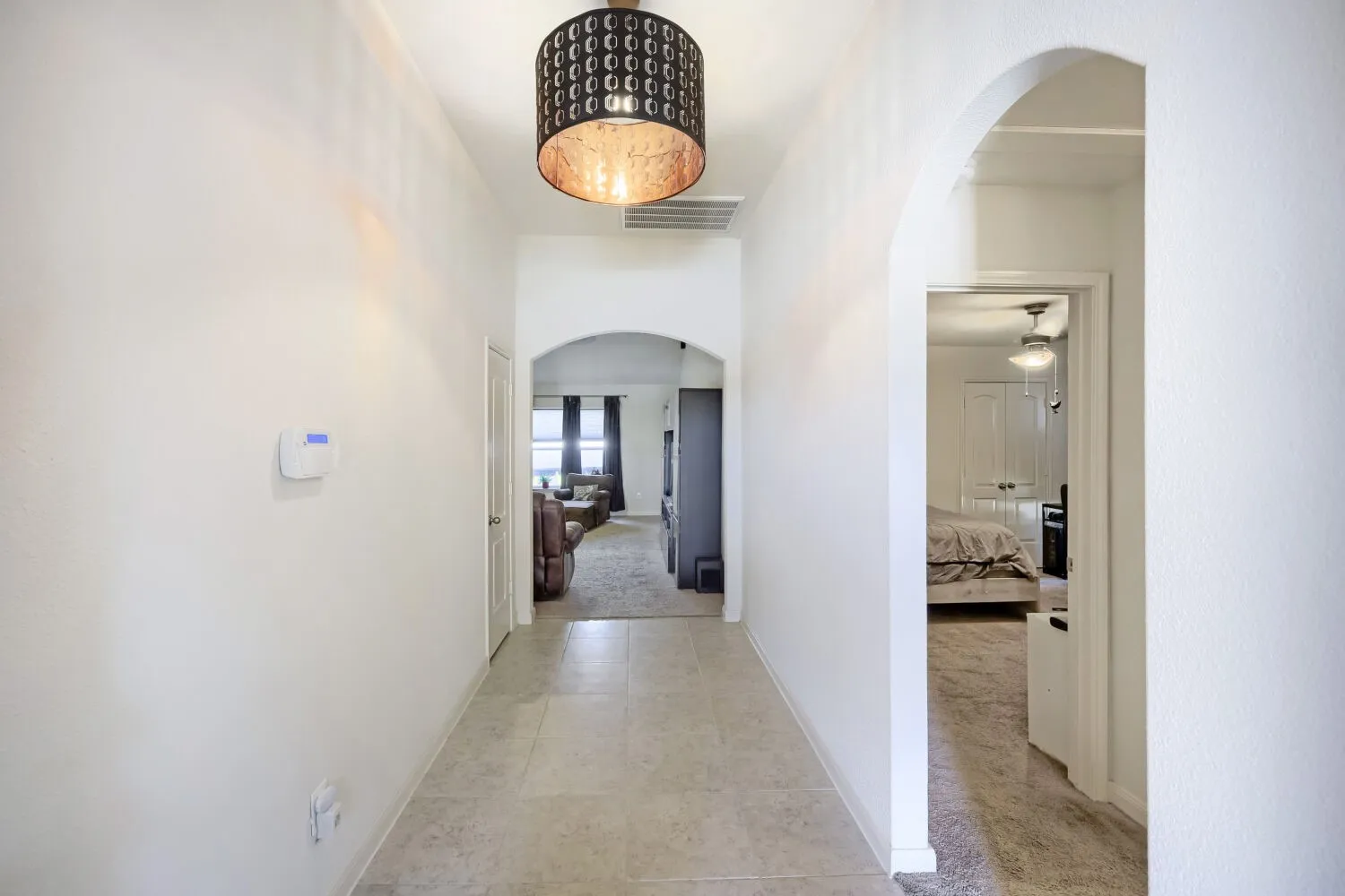Single Family Residence For Sale in Kaufman County , 4015 Elderberry Street, Forney, Texas 75126, 3 Bedroom, 2 Bathroom, 2 Garage spaces, 1,541 Sqft, built in 2016, mls#21269555, Real Estate Agent in Forney, Homes For Sale in Kaufman county, Homes For Sale in Forney, Realtor in Forney Texas, Real Estate Brokerage Independent Realty Texas, Luminita Cordes Realtor