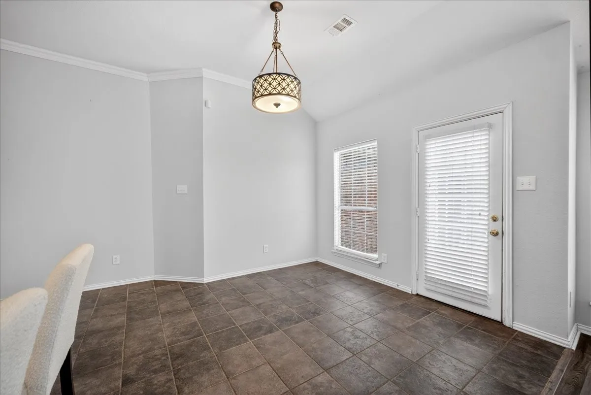 Single Family Residence For Sale in Collin County , 11758 Corsicana Drive, Frisco, Texas 75035, 3 Bedroom, 2 Bathroom, 2 Garage spaces, 1,990 Sqft, built in 2004, mls#21272561, Real Estate Agent in Frisco, Homes For Sale in Collin county, Homes For Sale in Frisco, Realtor in Frisco Texas, Real Estate Brokerage Independent Realty Texas, Luminita Cordes Realtor