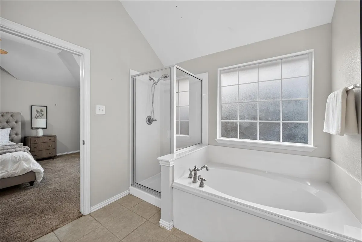 Single Family Residence For Sale in Collin County , 11758 Corsicana Drive, Frisco, Texas 75035, 3 Bedroom, 2 Bathroom, 2 Garage spaces, 1,990 Sqft, built in 2004, mls#21272561, Real Estate Agent in Frisco, Homes For Sale in Collin county, Homes For Sale in Frisco, Realtor in Frisco Texas, Real Estate Brokerage Independent Realty Texas, Luminita Cordes Realtor