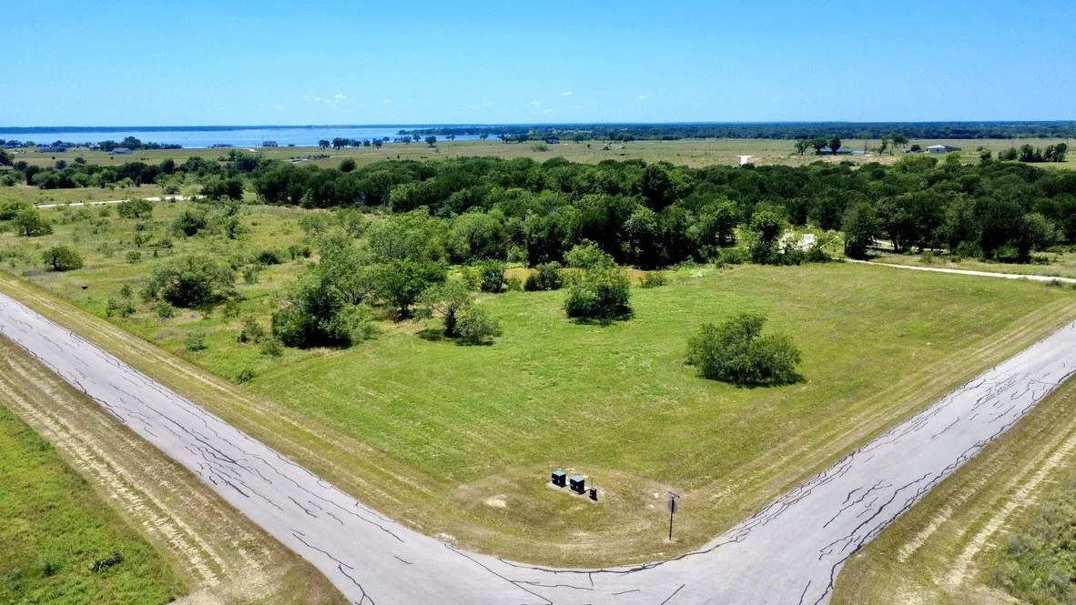 Improved Land For Sale in Navarro County , Lot 29 Stillwater Shores Drive, Corsicana, Texas 75109, 0, 0, Garage spaces, 0 Sqft, built in 0, mls#21272562, Real Estate Agent in Corsicana, Homes For Sale in Navarro county, Homes For Sale in Corsicana, Realtor in Corsicana Texas, Real Estate Brokerage Independent Realty Texas, Luminita Cordes Realtor