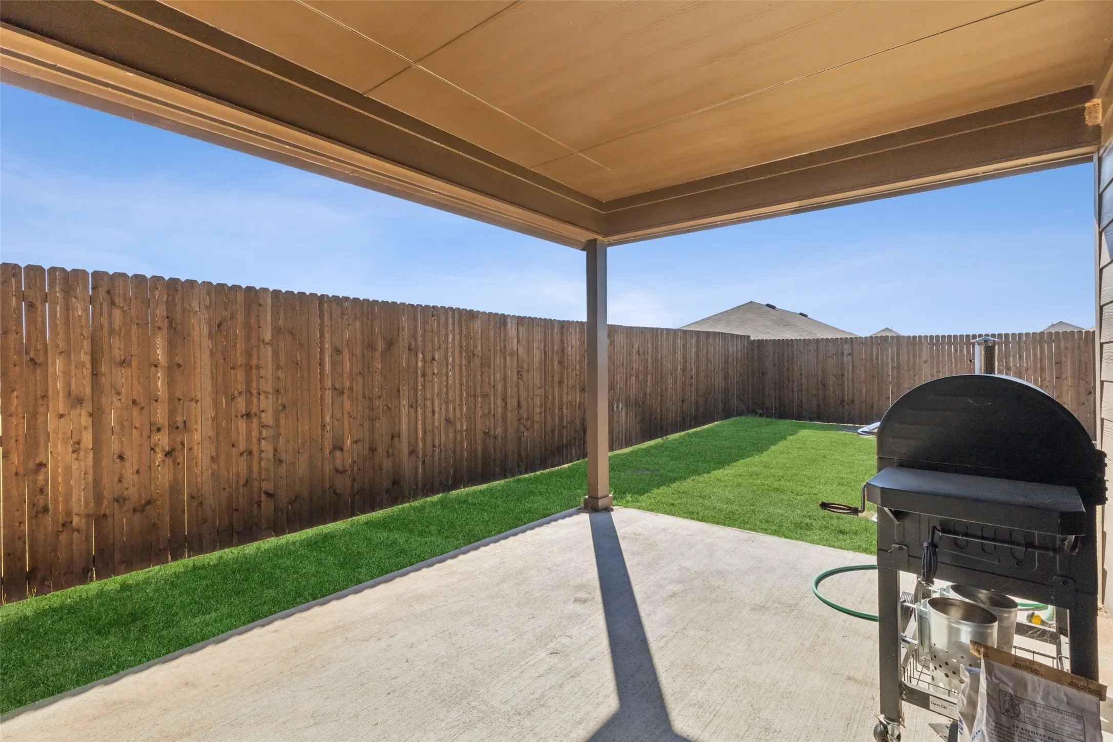 Single Family Residence For Sale in Hunt County , 2134 Berrywood Drive, Royse City, Texas 75189, 4 Bedroom, 3 Bathroom, 2 Garage spaces, 2,097 Sqft, built in 2022, mls#21267868, Real Estate Agent in Royse City, Homes For Sale in Hunt county, Homes For Sale in Royse City, Realtor in Royse City Texas, Real Estate Brokerage Independent Realty Texas, Luminita Cordes Realtor