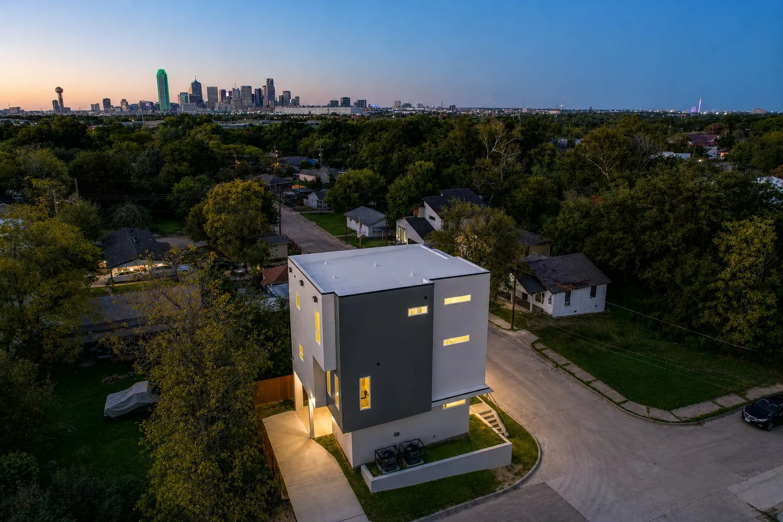 Single Family Residence For Sale in Dallas County , 521 Faulk Street, Dallas, Texas 75203, 3 Bedroom, 4 Bathroom, Garage spaces, 1,876 Sqft, built in 2023, mls#21269918, Real Estate Agent in Dallas, Homes For Sale in Dallas county, Homes For Sale in Dallas, Realtor in Dallas Texas, Real Estate Brokerage Independent Realty Texas, Luminita Cordes Realtor