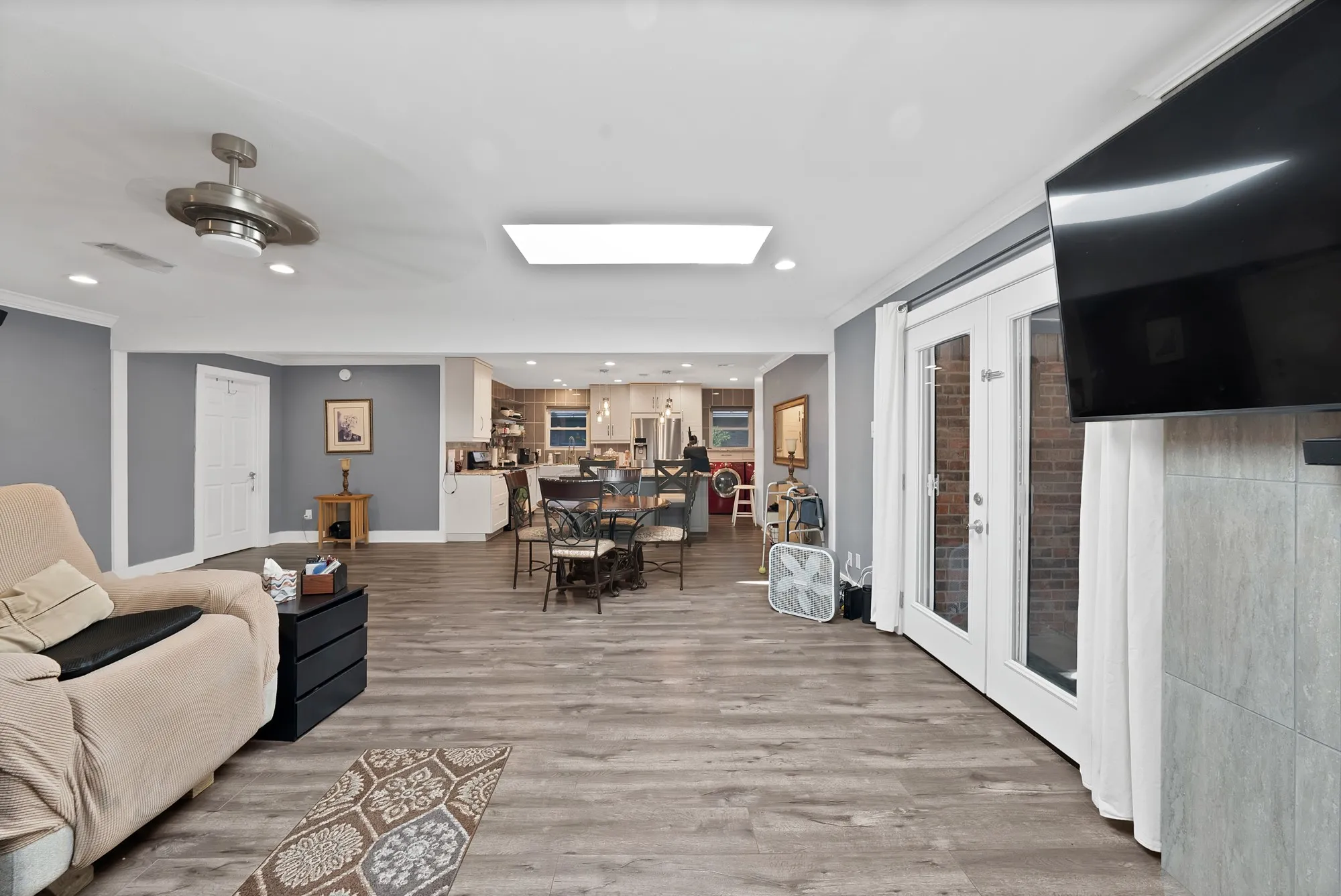 Single Family Residence For Sale in Dallas County , 4605 Bayberry Lane, Garland, Texas 75043, 3 Bedrooms, 2 Bathrooms, 2 Garage spaces, 1,633 Sqft, built in 1977, Price $308,000, mls#21272575, Real Estate Agent in Garland, Homes For Sale in Dallas county, Homes For Sale in Garland, Realtor in Garland Texas, Real Estate Brokerage Independent Realty Texas, Luminita Cordes Realtor