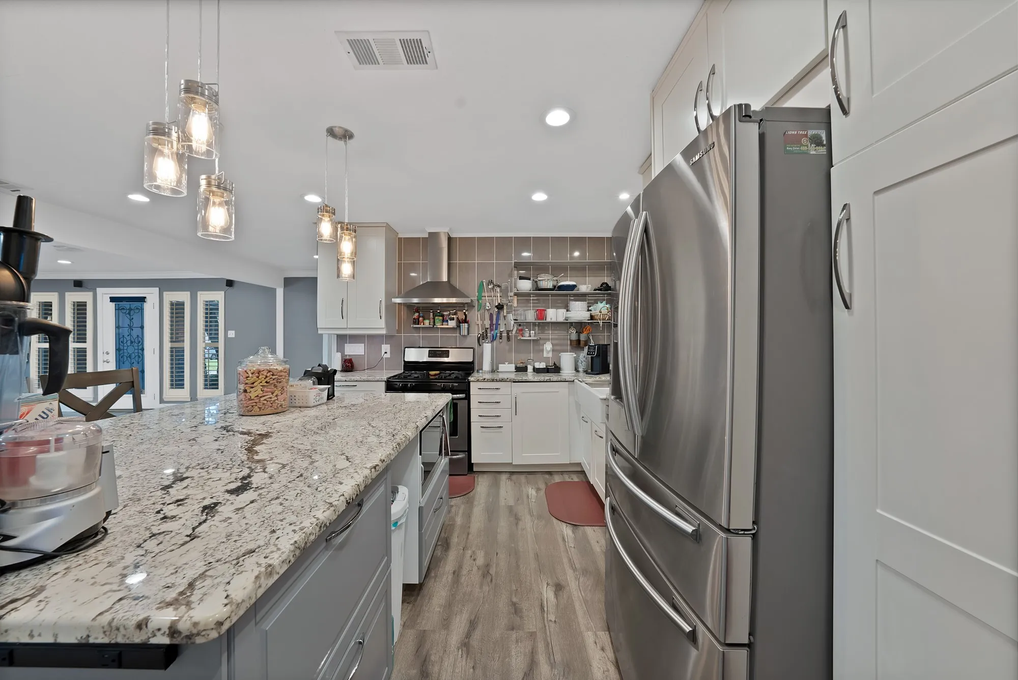 Single Family Residence For Sale in Dallas County , 4605 Bayberry Lane, Garland, Texas 75043, 3 Bedrooms, 2 Bathrooms, 2 Garage spaces, 1,633 Sqft, built in 1977, Price $308,000, mls#21272575, Real Estate Agent in Garland, Homes For Sale in Dallas county, Homes For Sale in Garland, Realtor in Garland Texas, Real Estate Brokerage Independent Realty Texas, Luminita Cordes Realtor