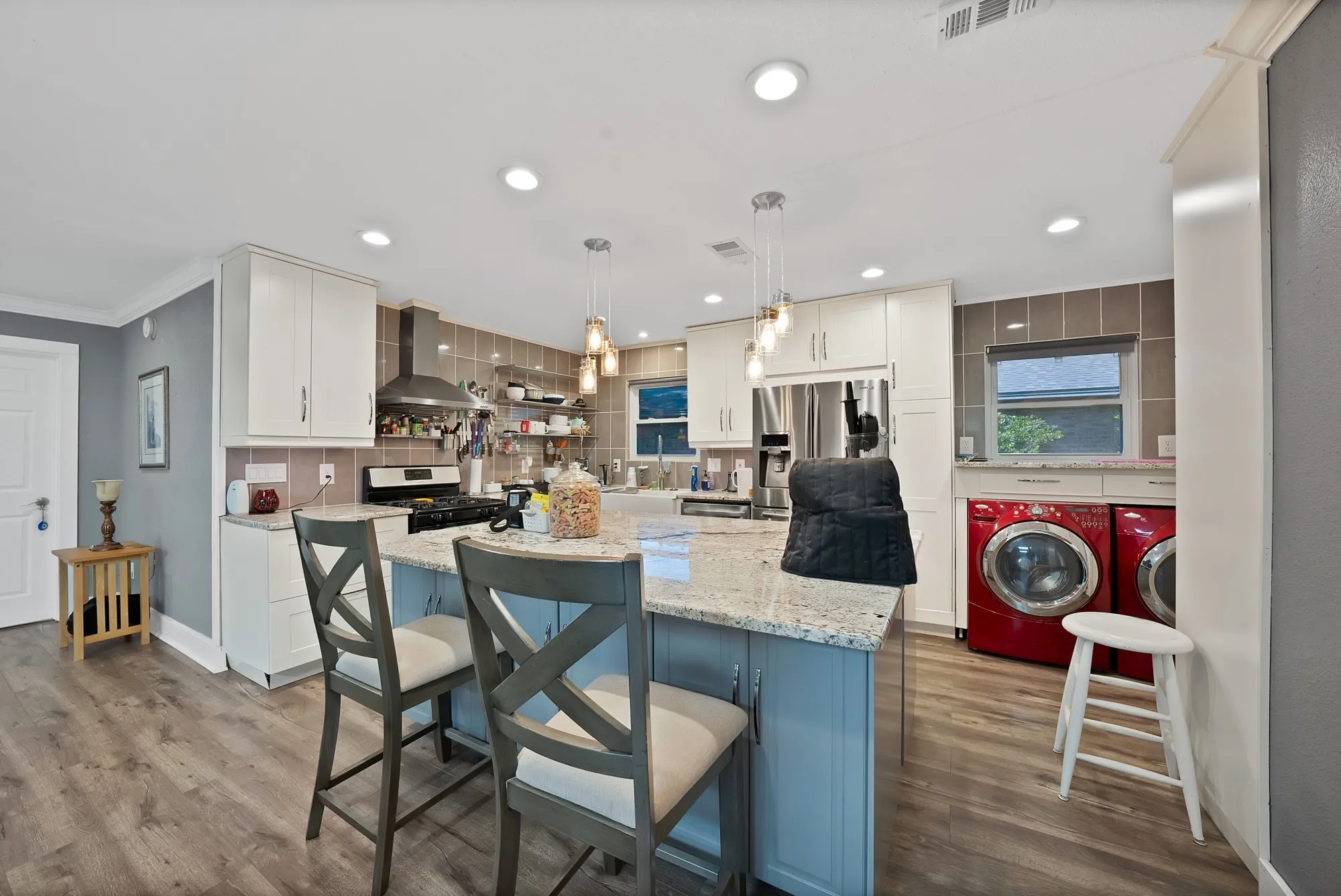 Single Family Residence For Sale in Dallas County , 4605 Bayberry Lane, Garland, Texas 75043, 3 Bedrooms, 2 Bathrooms, 2 Garage spaces, 1,633 Sqft, built in 1977, Price $308,000, mls#21272575, Real Estate Agent in Garland, Homes For Sale in Dallas county, Homes For Sale in Garland, Realtor in Garland Texas, Real Estate Brokerage Independent Realty Texas, Luminita Cordes Realtor