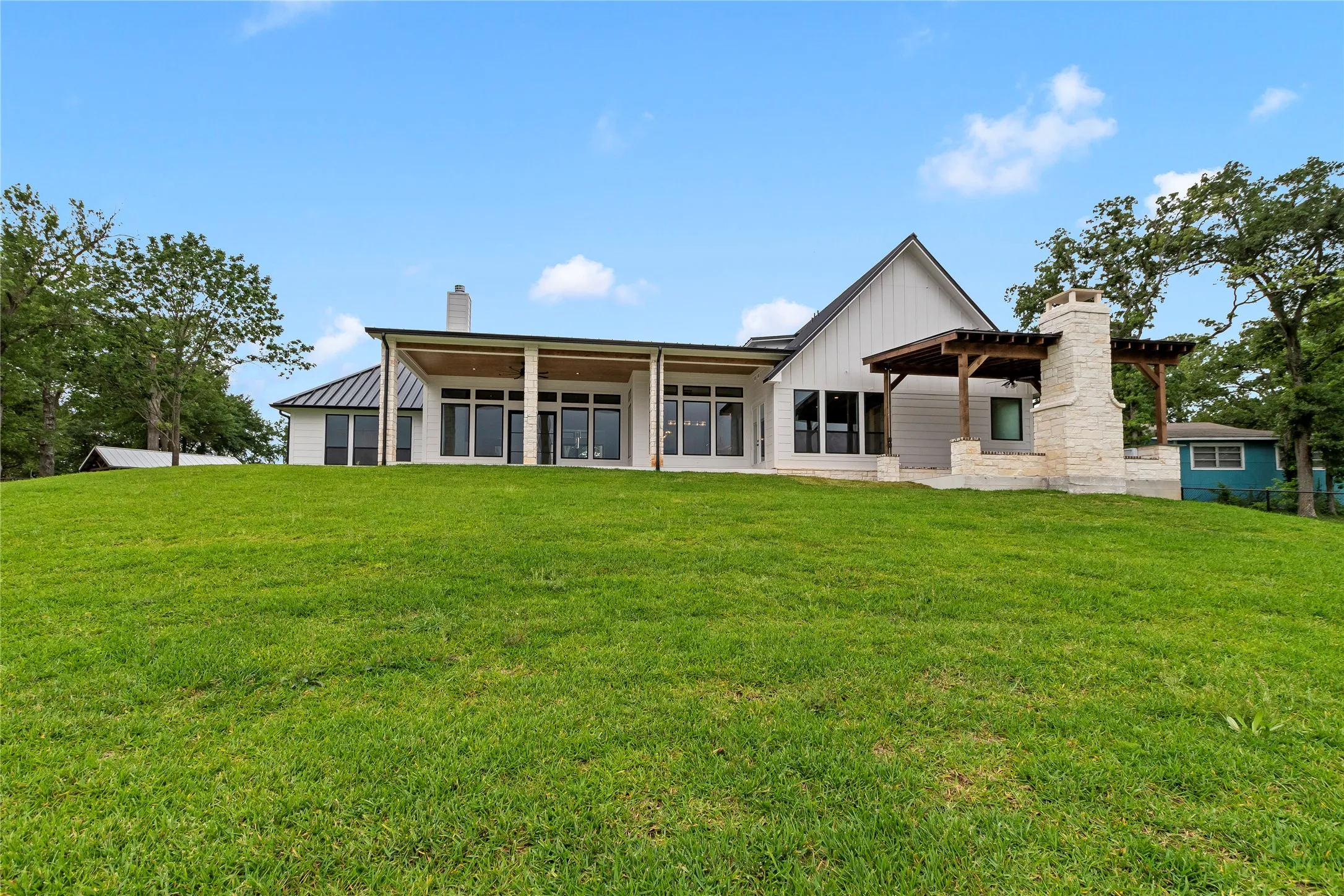 Single Family Residence For Sale in Henderson County , 4054 Smothers Road, Caney City, Texas 75148, 8 Bedroom, 8 Bathroom, 6 Garage spaces, 5,302 Sqft, built in 2026, mls#21261944, Real Estate Agent in Caney City, Homes For Sale in Henderson county, Homes For Sale in Caney City, Realtor in Caney City Texas, Real Estate Brokerage Independent Realty Texas, Luminita Cordes Realtor