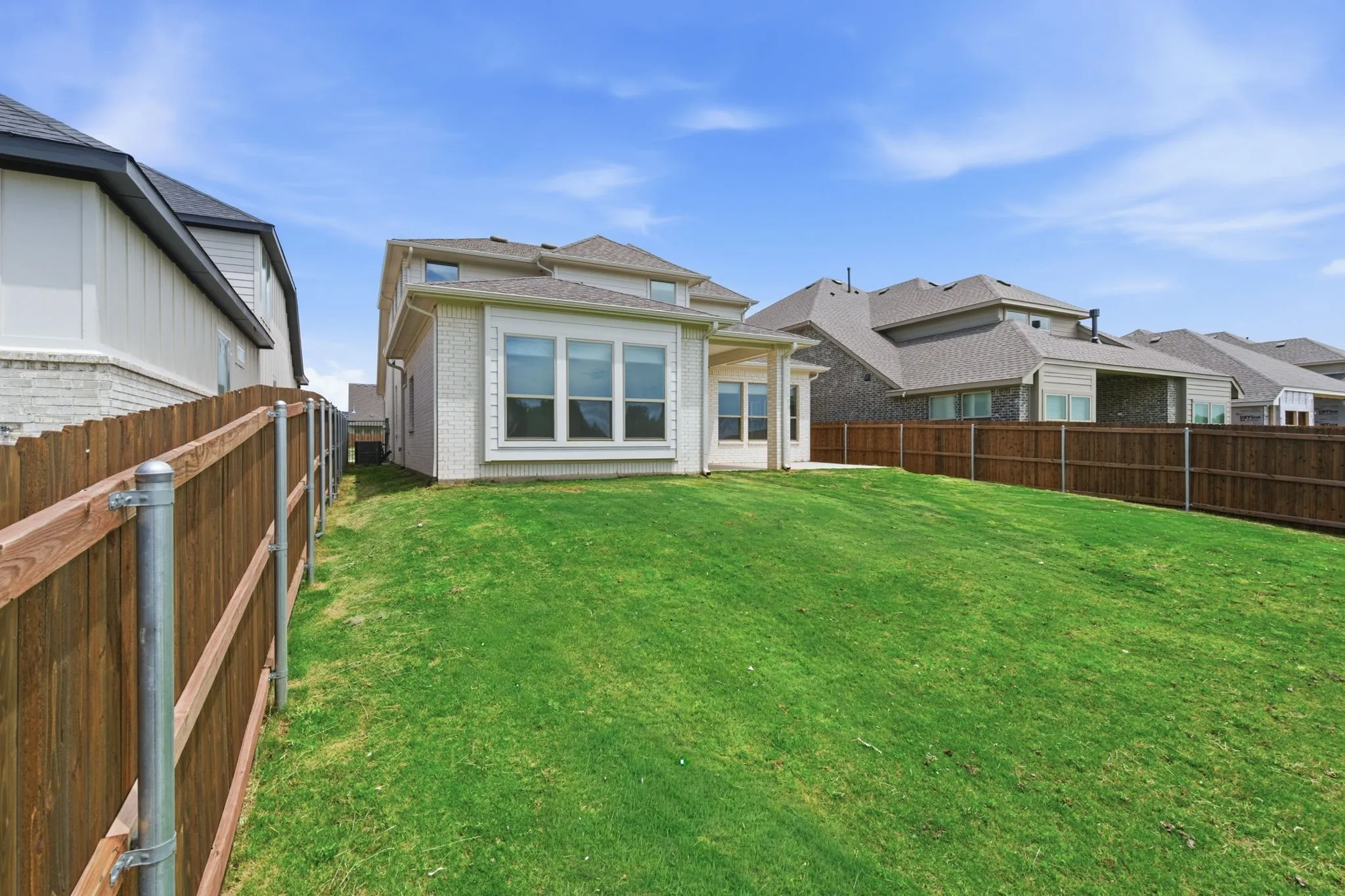 Single Family Residence For Sale in Parker County , 912 Sandpiper Drive, Aledo, Texas 76008, 4 Bedroom, 4 Bathroom, 2 Garage spaces, 2,802 Sqft, built in 2024, mls#21246470, Real Estate Agent in Aledo, Homes For Sale in Parker county, Homes For Sale in Aledo, Realtor in Aledo Texas, Real Estate Brokerage Independent Realty Texas, Luminita Cordes Realtor