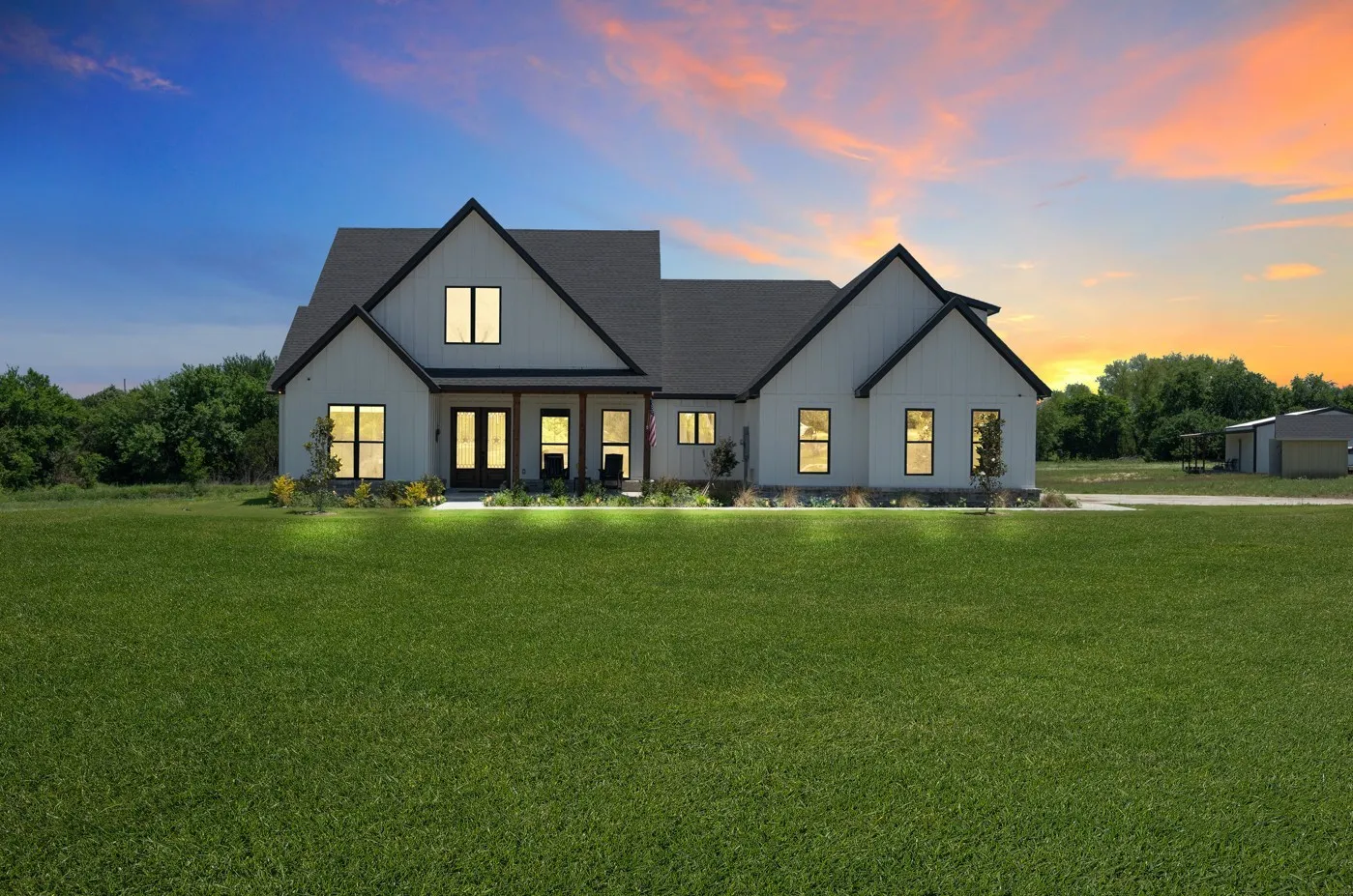 Single Family Residence For Sale in Johnson County , 1100 Maverick Court, Rio Vista, Texas 76093, 4 Bedroom, 4 Bathroom, 3 Garage spaces, 2,778 Sqft, built in 2025, mls#21272650, Real Estate Agent in Rio Vista, Homes For Sale in Johnson county, Homes For Sale in Rio Vista, Realtor in Rio Vista Texas, Real Estate Brokerage Independent Realty Texas, Luminita Cordes Realtor