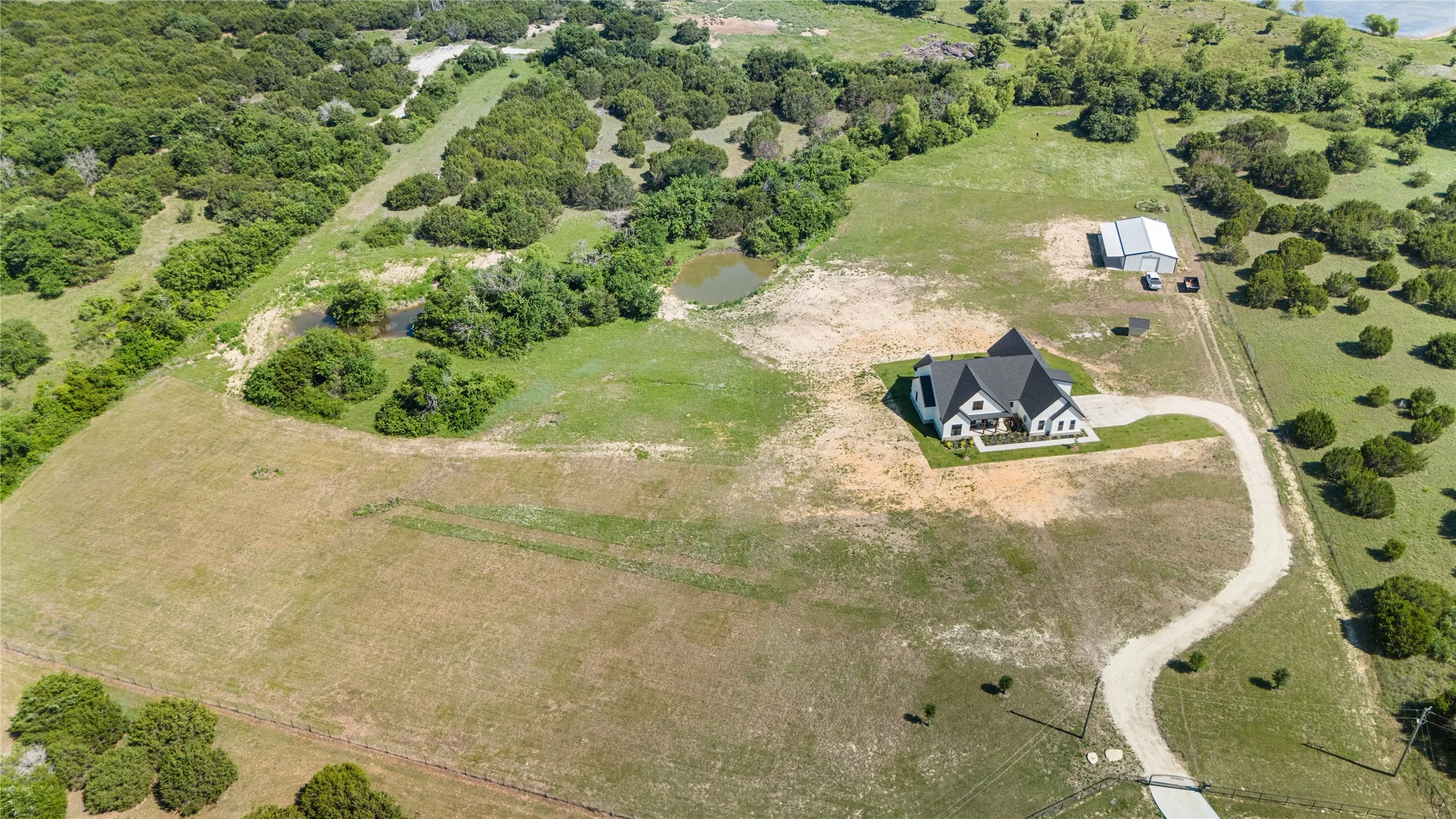 Single Family Residence For Sale in Johnson County , 1100 Maverick Court, Rio Vista, Texas 76093, 4 Bedroom, 4 Bathroom, 3 Garage spaces, 2,778 Sqft, built in 2025, mls#21272650, Real Estate Agent in Rio Vista, Homes For Sale in Johnson county, Homes For Sale in Rio Vista, Realtor in Rio Vista Texas, Real Estate Brokerage Independent Realty Texas, Luminita Cordes Realtor