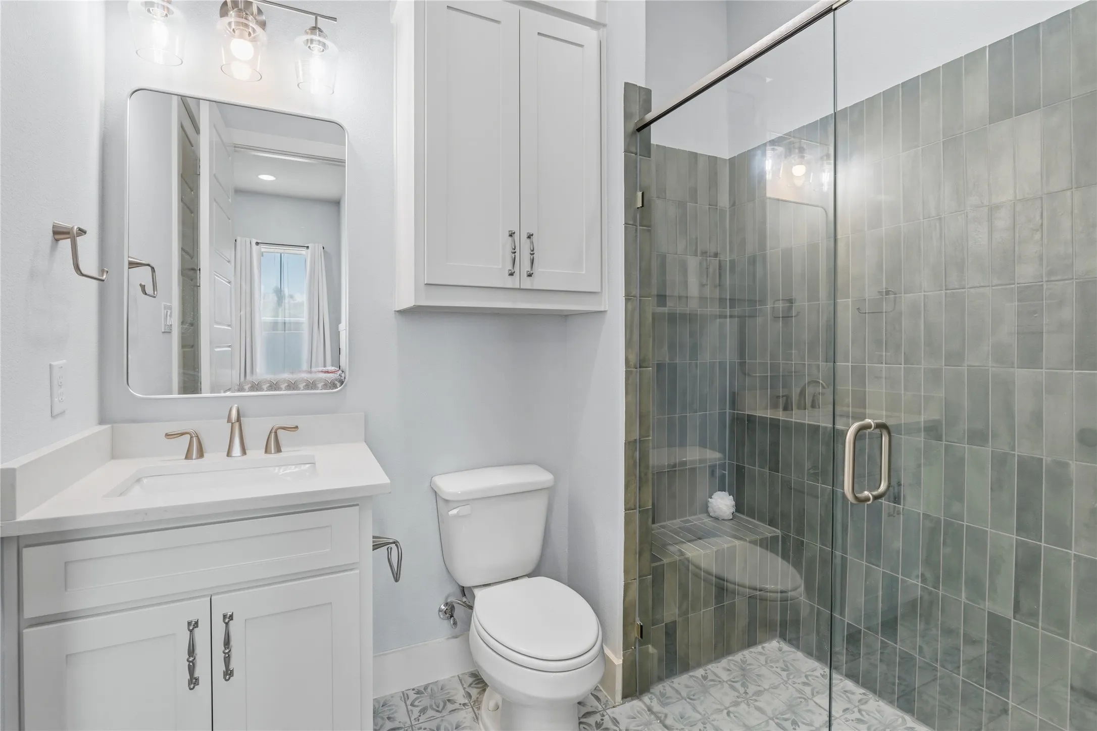 full bath in bedroom