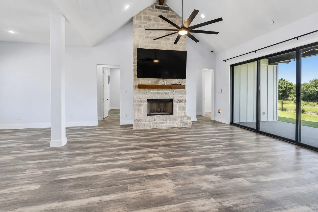 Single Family Residence For Sale in Johnson County , 1100 Maverick Court, Rio Vista, Texas 76093, 4 Bedroom, 4 Bathroom, 3 Garage spaces, 2,778 Sqft, built in 2025, mls#21272650, Real Estate Agent in Rio Vista, Homes For Sale in Johnson county, Homes For Sale in Rio Vista, Realtor in Rio Vista Texas, Real Estate Brokerage Independent Realty Texas, Luminita Cordes Realtor