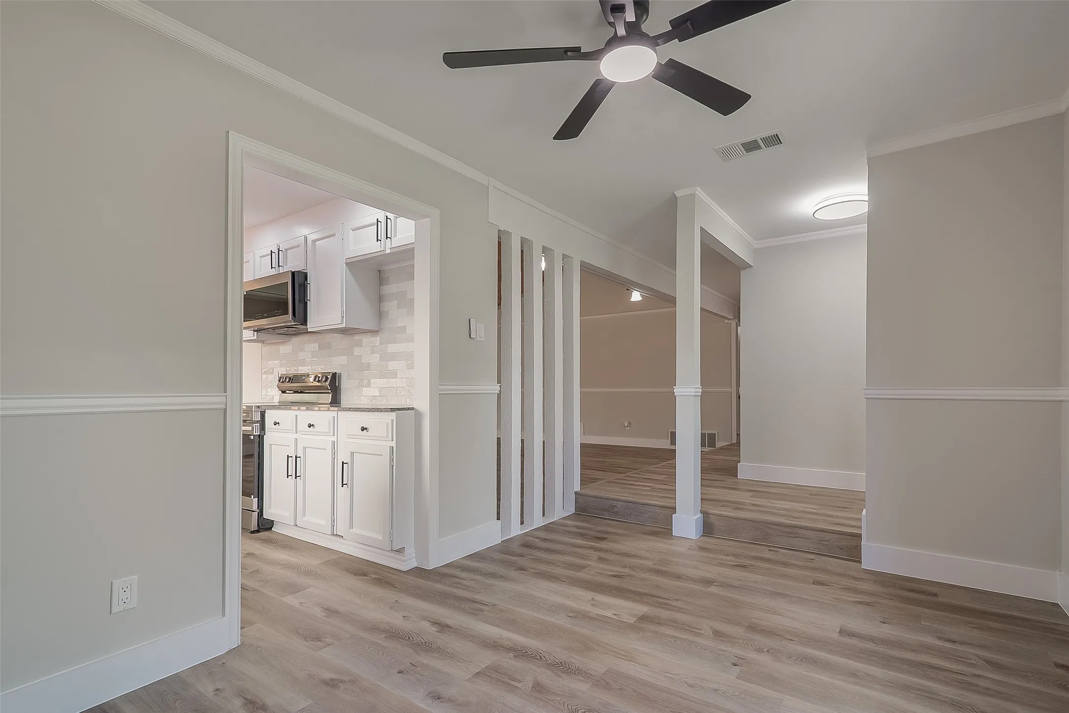 Single Family Residence For Sale in Dallas County , 1714 Arvada Drive, Richardson, Texas 75081, 3 Bedroom, 2 Bathroom, 2 Garage spaces, 1,662 Sqft, built in 1974, mls#21252744, Real Estate Agent in Richardson, Homes For Sale in Dallas county, Homes For Sale in Richardson, Realtor in Richardson Texas, Real Estate Brokerage Independent Realty Texas, Luminita Cordes Realtor