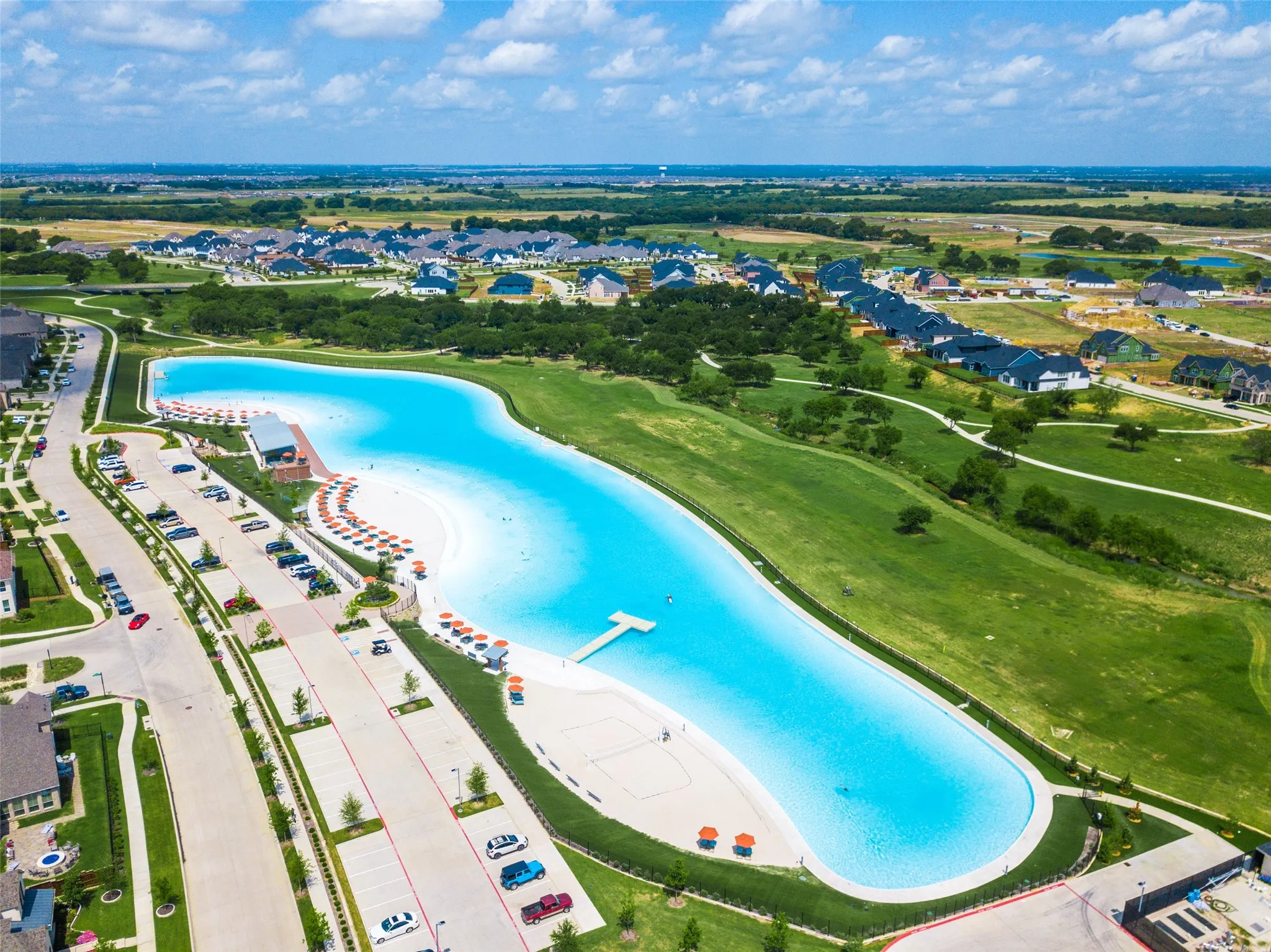 5 acre freshwater lagoon brings a Caribbean like lifestyle to Windsong Ranch.  Relax in lounge chairs on the white sand beaches or enjoy an array of watersports such as paddleboarding and kayaking.