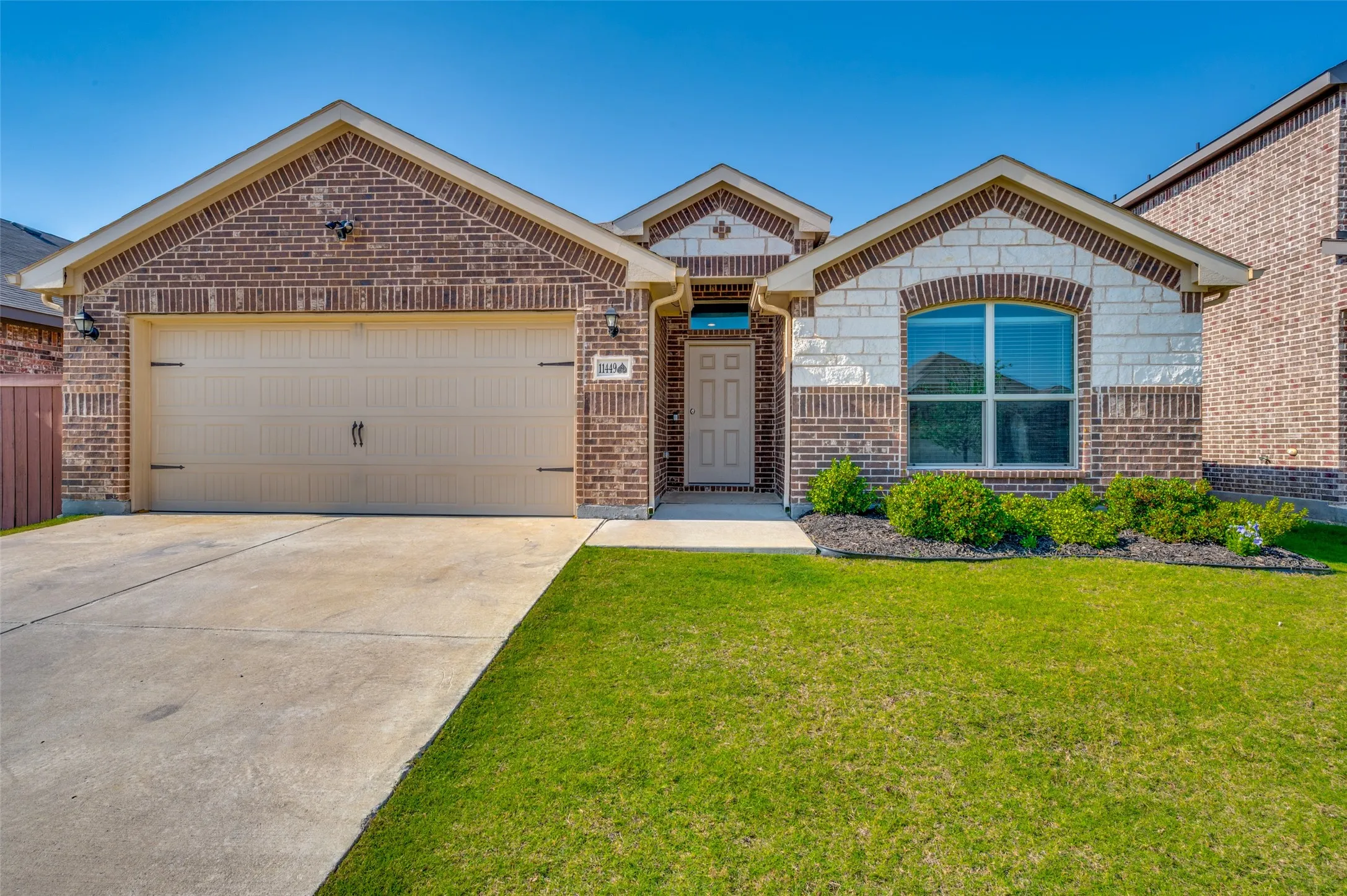 Single Family Residence For Sale in Denton County , 11449 White River Drive, Aubrey, Texas 76227, 4 Bedroom, 2 Bathroom, 2 Garage spaces, 2,044 Sqft, built in 2022, mls#21266299, Real Estate Agent in Aubrey, Homes For Sale in Denton county, Homes For Sale in Aubrey, Realtor in Aubrey Texas, Real Estate Brokerage Independent Realty Texas, Luminita Cordes Realtor