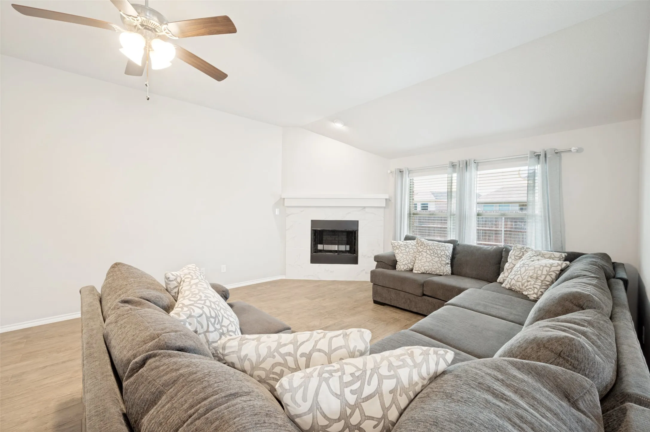Single Family Residence For Sale in Denton County , 11449 White River Drive, Aubrey, Texas 76227, 4 Bedroom, 2 Bathroom, 2 Garage spaces, 2,044 Sqft, built in 2022, mls#21266299, Real Estate Agent in Aubrey, Homes For Sale in Denton county, Homes For Sale in Aubrey, Realtor in Aubrey Texas, Real Estate Brokerage Independent Realty Texas, Luminita Cordes Realtor