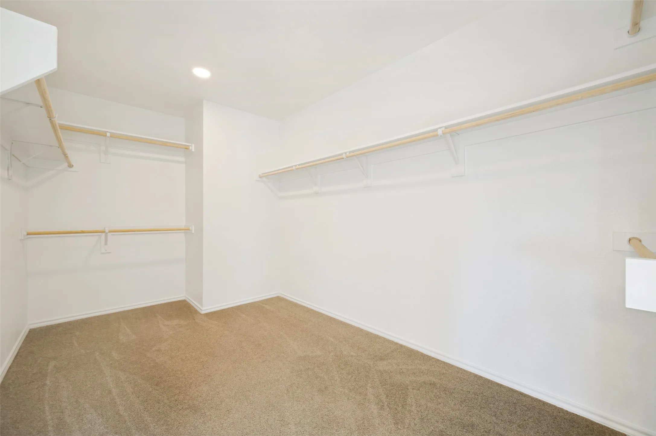 Single Family Residence For Sale in Denton County , 11449 White River Drive, Aubrey, Texas 76227, 4 Bedroom, 2 Bathroom, 2 Garage spaces, 2,044 Sqft, built in 2022, mls#21266299, Real Estate Agent in Aubrey, Homes For Sale in Denton county, Homes For Sale in Aubrey, Realtor in Aubrey Texas, Real Estate Brokerage Independent Realty Texas, Luminita Cordes Realtor