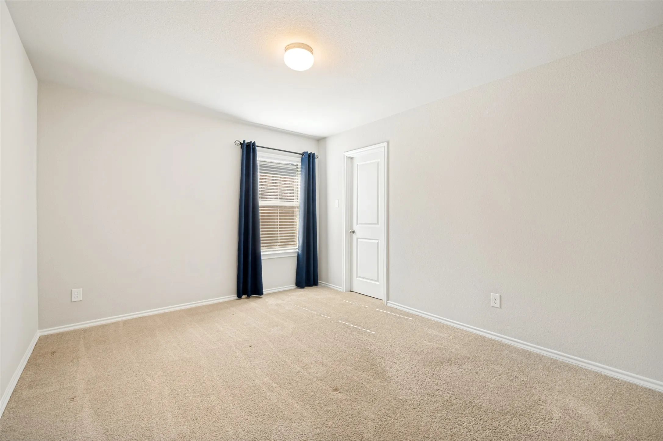 Single Family Residence For Sale in Denton County , 11449 White River Drive, Aubrey, Texas 76227, 4 Bedroom, 2 Bathroom, 2 Garage spaces, 2,044 Sqft, built in 2022, mls#21266299, Real Estate Agent in Aubrey, Homes For Sale in Denton county, Homes For Sale in Aubrey, Realtor in Aubrey Texas, Real Estate Brokerage Independent Realty Texas, Luminita Cordes Realtor