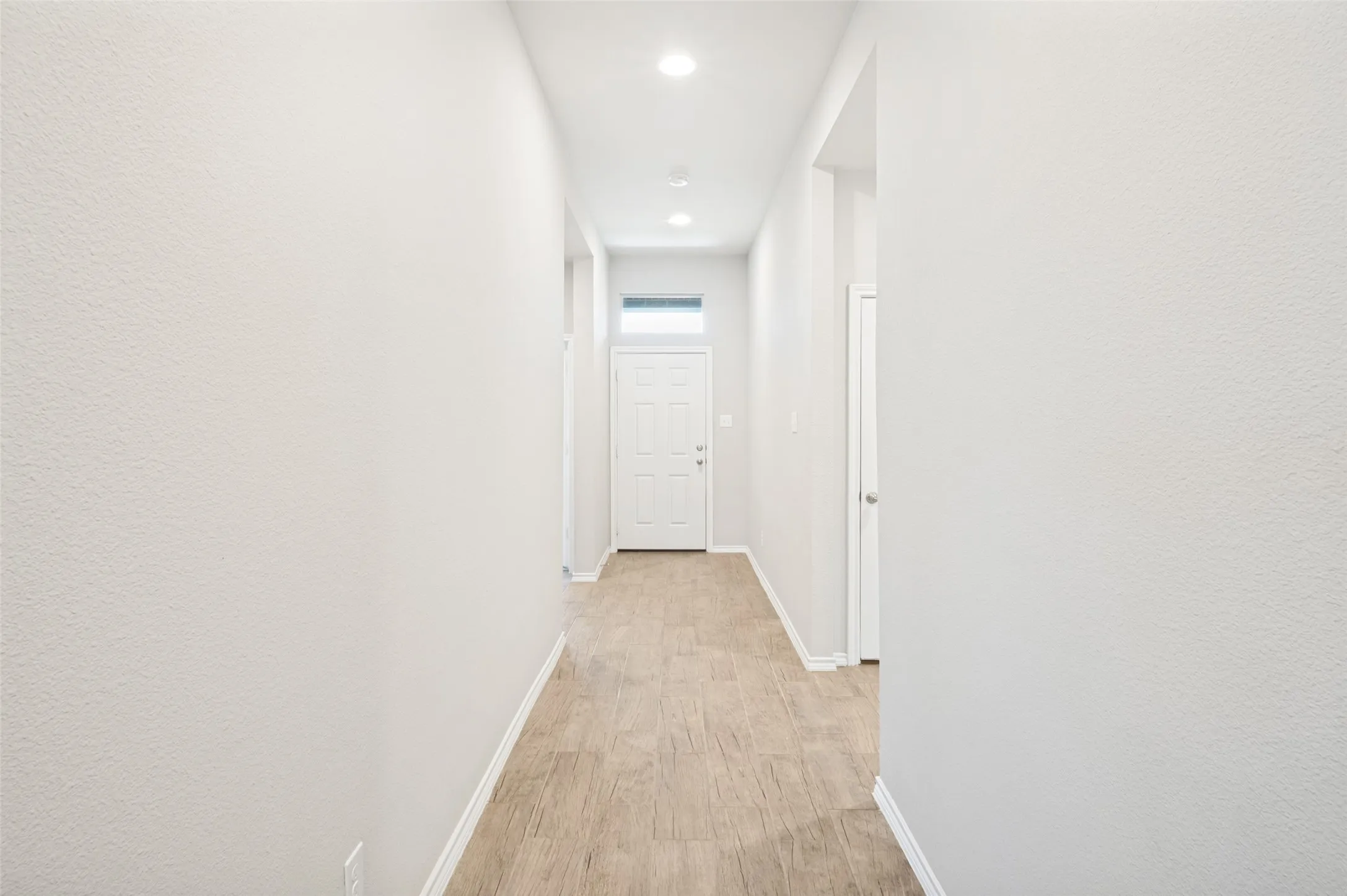 Single Family Residence For Sale in Denton County , 11449 White River Drive, Aubrey, Texas 76227, 4 Bedroom, 2 Bathroom, 2 Garage spaces, 2,044 Sqft, built in 2022, mls#21266299, Real Estate Agent in Aubrey, Homes For Sale in Denton county, Homes For Sale in Aubrey, Realtor in Aubrey Texas, Real Estate Brokerage Independent Realty Texas, Luminita Cordes Realtor