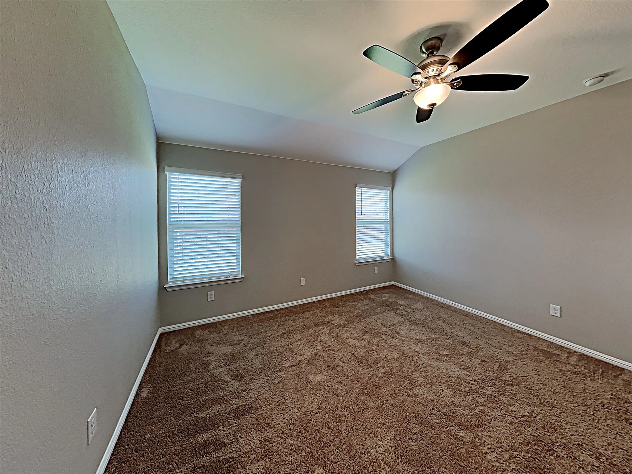 Single Family Residence For Sale in Tarrant County , 900 Walls Boulevard, Crowley, Texas 76036, 3 Bedroom, 2 Bathroom, 2 Garage spaces, 1,776 Sqft, built in 2019, mls#21272242, Real Estate Agent in Crowley, Homes For Sale in Tarrant county, Homes For Sale in Crowley, Realtor in Crowley Texas, Real Estate Brokerage Independent Realty Texas, Luminita Cordes Realtor