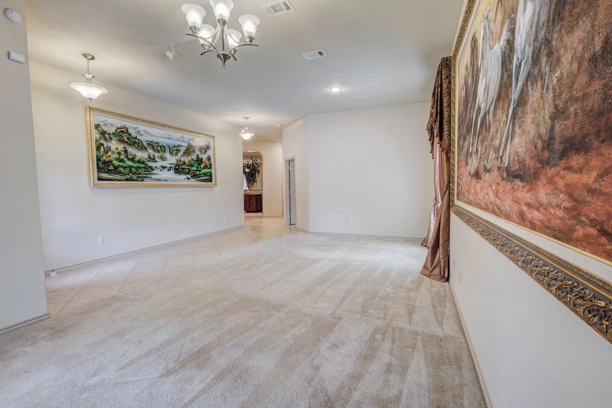 Single Family Residence For Sale in Dallas County , 1004 Keats Drive, De Soto, Texas 75115, 5 Bedrooms, 2 Bathrooms, 2 Garage spaces, 2,772 Sqft, built in 2012, Price $449,900, mls#21272722, Real Estate Agent in De Soto, Homes For Sale in Dallas county, Homes For Sale in De Soto, Realtor in De Soto Texas, Real Estate Brokerage Independent Realty Texas, Luminita Cordes Realtor