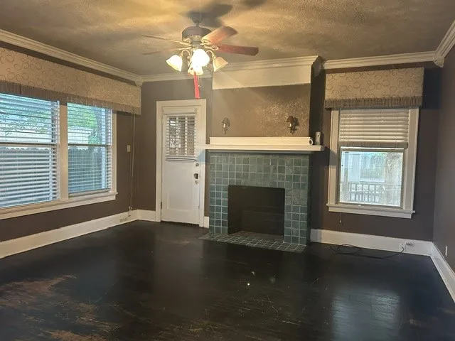 Living room 2