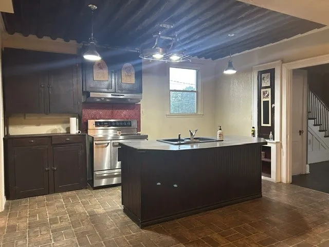 Kitchen Island