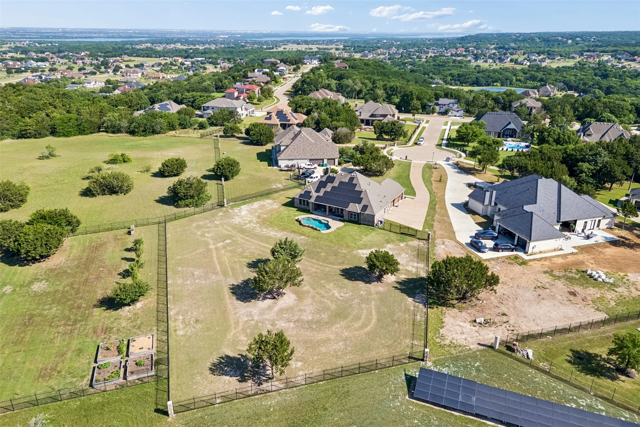 Single Family Residence For Sale in Ellis County , 2015 Alps Court, Cedar Hill, Texas 75104, 4 Bedroom, 3 Bathroom, 3 Garage spaces, 2,972 Sqft, built in 2019, mls#21272647, Real Estate Agent in Cedar Hill, Homes For Sale in Ellis county, Homes For Sale in Cedar Hill, Realtor in Cedar Hill Texas, Real Estate Brokerage Independent Realty Texas, Luminita Cordes Realtor