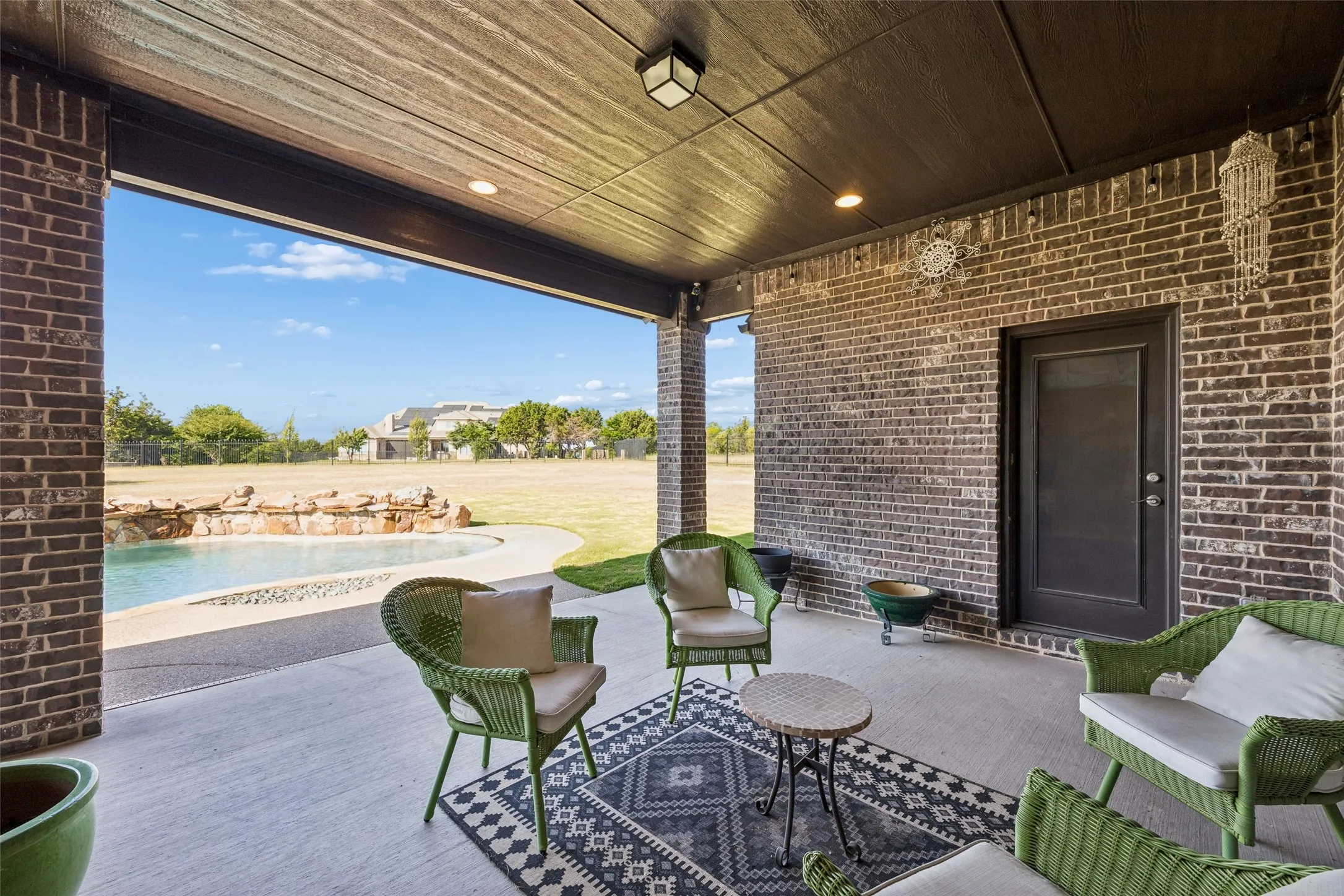 Single Family Residence For Sale in Ellis County , 2015 Alps Court, Cedar Hill, Texas 75104, 4 Bedroom, 3 Bathroom, 3 Garage spaces, 2,972 Sqft, built in 2019, mls#21272647, Real Estate Agent in Cedar Hill, Homes For Sale in Ellis county, Homes For Sale in Cedar Hill, Realtor in Cedar Hill Texas, Real Estate Brokerage Independent Realty Texas, Luminita Cordes Realtor