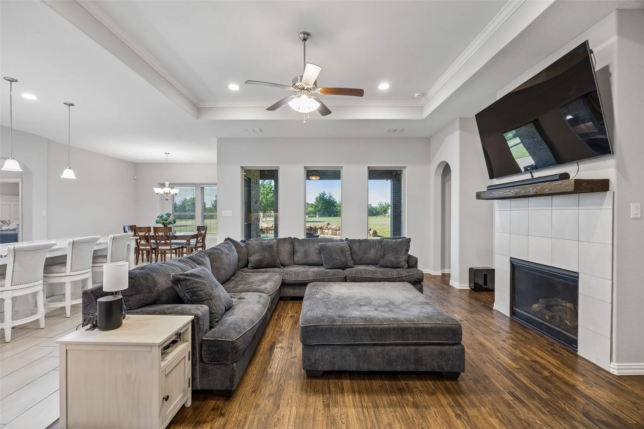 Single Family Residence For Sale in Ellis County , 2015 Alps Court, Cedar Hill, Texas 75104, 4 Bedroom, 3 Bathroom, 3 Garage spaces, 2,972 Sqft, built in 2019, mls#21272647, Real Estate Agent in Cedar Hill, Homes For Sale in Ellis county, Homes For Sale in Cedar Hill, Realtor in Cedar Hill Texas, Real Estate Brokerage Independent Realty Texas, Luminita Cordes Realtor