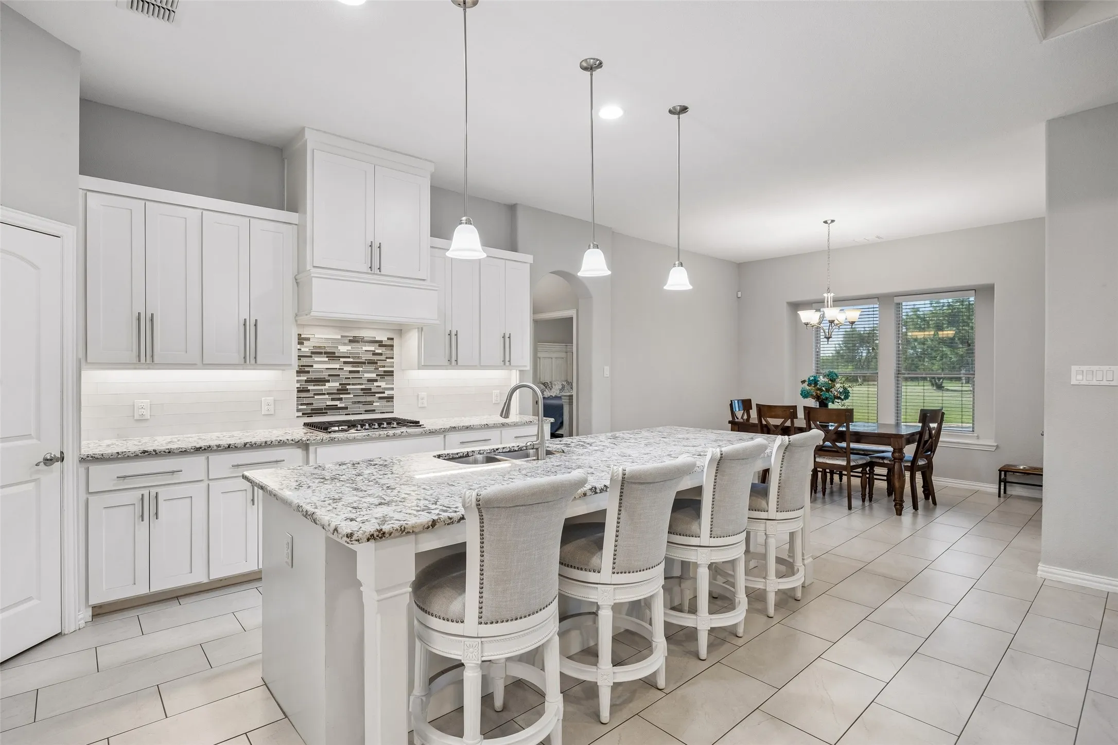 Single Family Residence For Sale in Ellis County , 2015 Alps Court, Cedar Hill, Texas 75104, 4 Bedroom, 3 Bathroom, 3 Garage spaces, 2,972 Sqft, built in 2019, mls#21272647, Real Estate Agent in Cedar Hill, Homes For Sale in Ellis county, Homes For Sale in Cedar Hill, Realtor in Cedar Hill Texas, Real Estate Brokerage Independent Realty Texas, Luminita Cordes Realtor