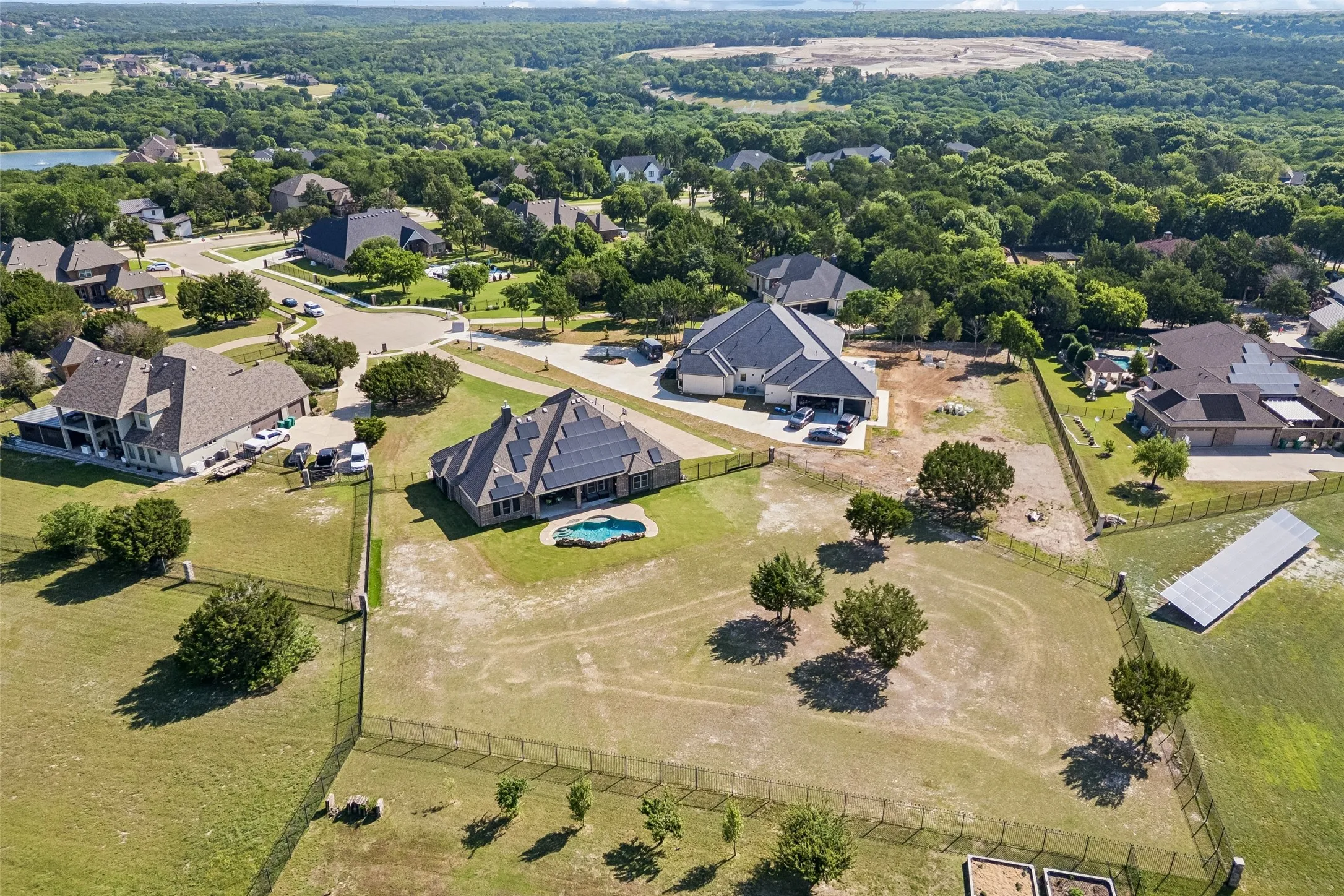 Single Family Residence For Sale in Ellis County , 2015 Alps Court, Cedar Hill, Texas 75104, 4 Bedroom, 3 Bathroom, 3 Garage spaces, 2,972 Sqft, built in 2019, mls#21272647, Real Estate Agent in Cedar Hill, Homes For Sale in Ellis county, Homes For Sale in Cedar Hill, Realtor in Cedar Hill Texas, Real Estate Brokerage Independent Realty Texas, Luminita Cordes Realtor