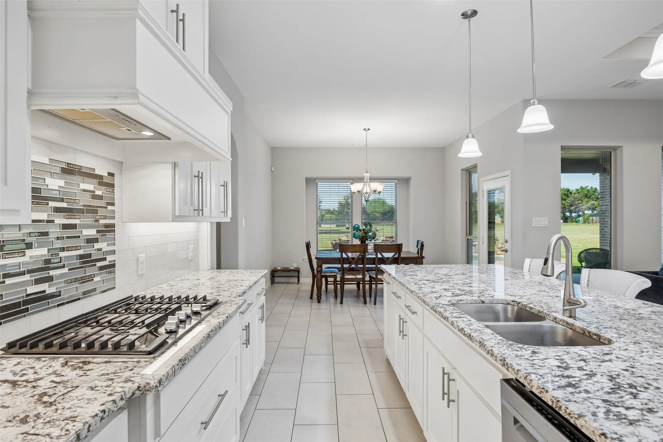 Single Family Residence For Sale in Ellis County , 2015 Alps Court, Cedar Hill, Texas 75104, 4 Bedroom, 3 Bathroom, 3 Garage spaces, 2,972 Sqft, built in 2019, mls#21272647, Real Estate Agent in Cedar Hill, Homes For Sale in Ellis county, Homes For Sale in Cedar Hill, Realtor in Cedar Hill Texas, Real Estate Brokerage Independent Realty Texas, Luminita Cordes Realtor