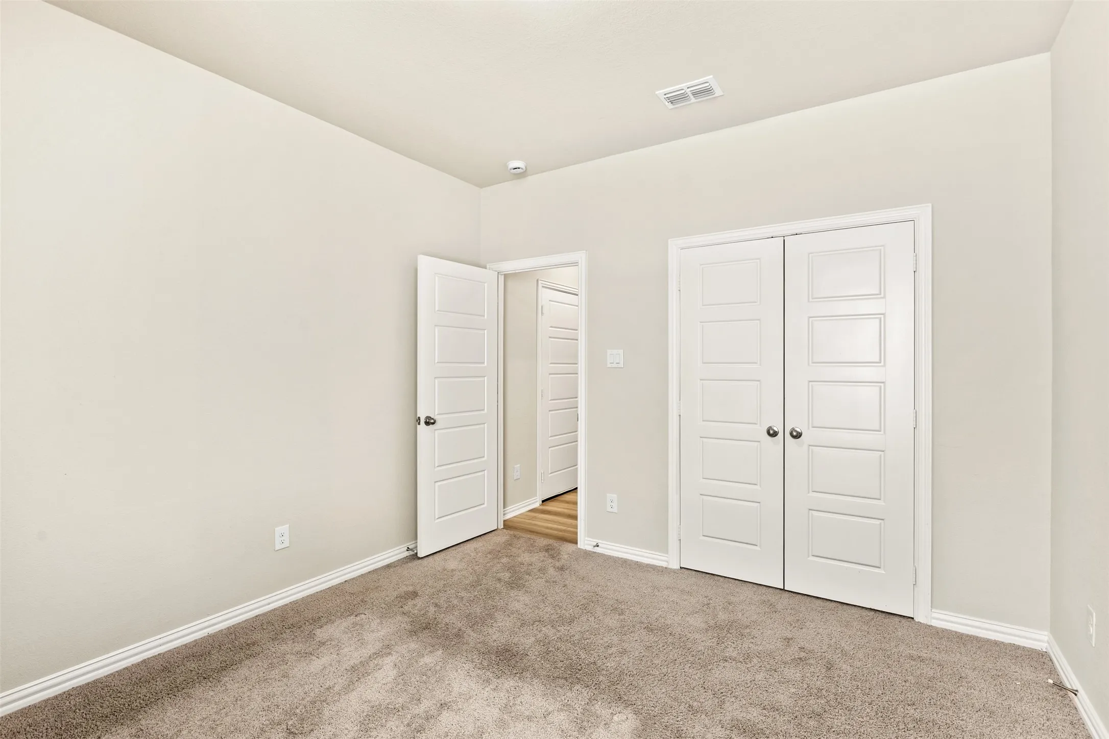 Single Family Residence For Sale in Kaufman County , 1515 bridlepath, Forney, Texas 75126, 4 Bedrooms, 3 Bathrooms, 2 Garage spaces, 1,916 Sqft, built in 2024, Price $300,000, mls#21272743, Real Estate Agent in Forney, Homes For Sale in Kaufman county, Homes For Sale in Forney, Realtor in Forney Texas, Real Estate Brokerage Independent Realty Texas, Luminita Cordes Realtor