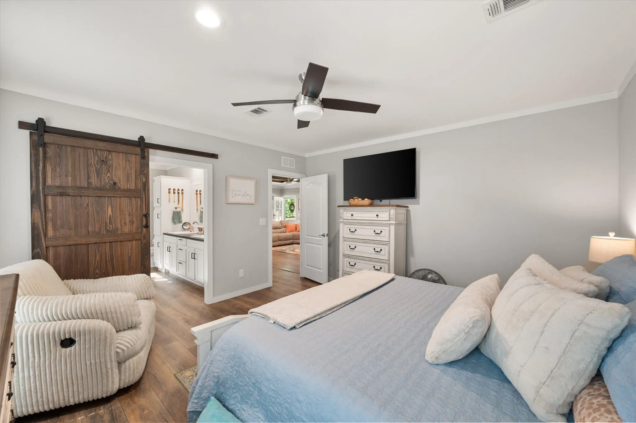 Mobile Home For Sale in Freestone County , 140 PRIVATE ROAD 207, Fairfield, Texas 75840, 3 Bedroom, 2 Bathroom, Garage spaces, 1,800 Sqft, built in 2023, mls#21268279, Real Estate Agent in Fairfield, Homes For Sale in Freestone county, Homes For Sale in Fairfield, Realtor in Fairfield Texas, Real Estate Brokerage Independent Realty Texas, Luminita Cordes Realtor