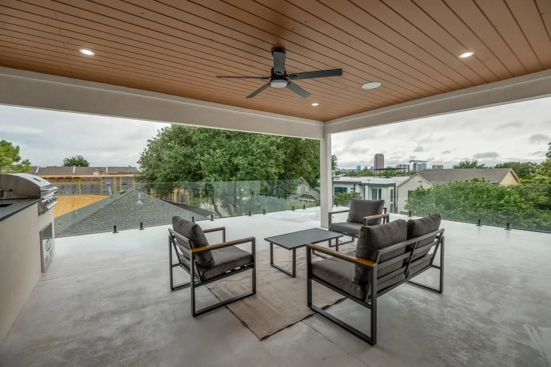 Single Family Residence For Rent in Dallas County , 2018 Euclid Avenue, Dallas, Texas 75206, 6 Bedroom, 4 Bathroom, 2 Garage spaces, 4,291 Sqft, built in 2023, mls#21272752, Real Estate Agent in Dallas, Homes For Rent in Dallas county, Homes For Rent in Dallas, Realtor in Dallas Texas, Real Estate Brokerage Independent Realty Texas, Luminita Cordes Realtor