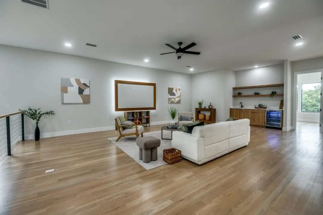 Single Family Residence For Rent in Dallas County , 2018 Euclid Avenue, Dallas, Texas 75206, 6 Bedroom, 4 Bathroom, 2 Garage spaces, 4,291 Sqft, built in 2023, mls#21272752, Real Estate Agent in Dallas, Homes For Rent in Dallas county, Homes For Rent in Dallas, Realtor in Dallas Texas, Real Estate Brokerage Independent Realty Texas, Luminita Cordes Realtor