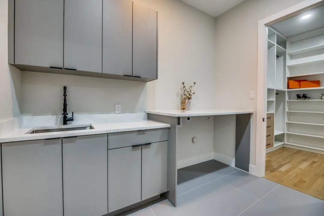 Single Family Residence For Rent in Dallas County , 2018 Euclid Avenue, Dallas, Texas 75206, 6 Bedroom, 4 Bathroom, 2 Garage spaces, 4,291 Sqft, built in 2023, mls#21272752, Real Estate Agent in Dallas, Homes For Rent in Dallas county, Homes For Rent in Dallas, Realtor in Dallas Texas, Real Estate Brokerage Independent Realty Texas, Luminita Cordes Realtor