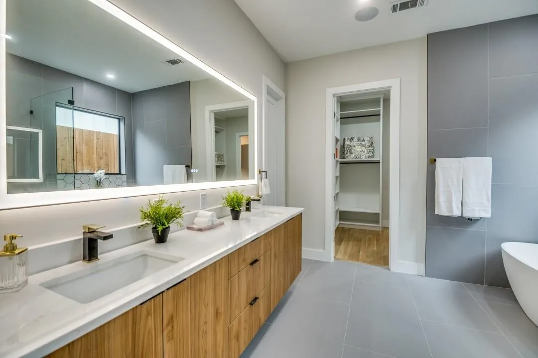 Single Family Residence For Rent in Dallas County , 2018 Euclid Avenue, Dallas, Texas 75206, 6 Bedroom, 4 Bathroom, 2 Garage spaces, 4,291 Sqft, built in 2023, mls#21272752, Real Estate Agent in Dallas, Homes For Rent in Dallas county, Homes For Rent in Dallas, Realtor in Dallas Texas, Real Estate Brokerage Independent Realty Texas, Luminita Cordes Realtor