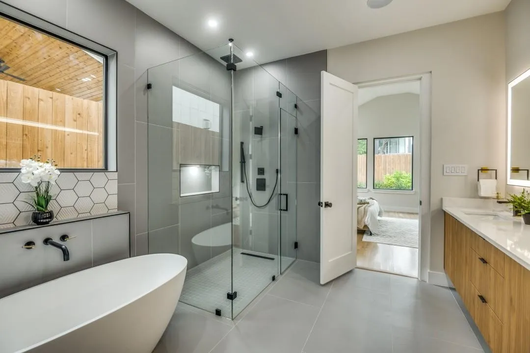 Single Family Residence For Rent in Dallas County , 2018 Euclid Avenue, Dallas, Texas 75206, 6 Bedroom, 4 Bathroom, 2 Garage spaces, 4,291 Sqft, built in 2023, mls#21272752, Real Estate Agent in Dallas, Homes For Rent in Dallas county, Homes For Rent in Dallas, Realtor in Dallas Texas, Real Estate Brokerage Independent Realty Texas, Luminita Cordes Realtor