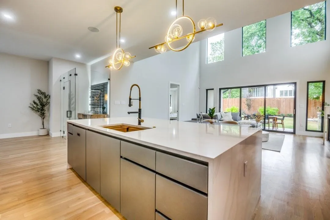 Single Family Residence For Rent in Dallas County , 2018 Euclid Avenue, Dallas, Texas 75206, 6 Bedroom, 4 Bathroom, 2 Garage spaces, 4,291 Sqft, built in 2023, mls#21272752, Real Estate Agent in Dallas, Homes For Rent in Dallas county, Homes For Rent in Dallas, Realtor in Dallas Texas, Real Estate Brokerage Independent Realty Texas, Luminita Cordes Realtor