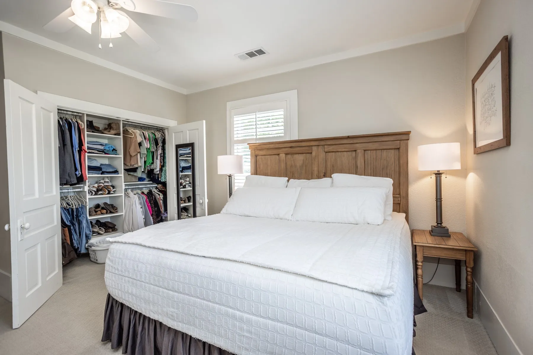 Single Family Residence For Sale in Cooke County , 5217 W Fm 922, Valley View, Texas 76272, 4 Bedroom, 2 Bathroom, Garage spaces, 2,608 Sqft, built in 1902, mls#21269027, Real Estate Agent in Valley View, Homes For Sale in Cooke county, Homes For Sale in Valley View, Realtor in Valley View Texas, Real Estate Brokerage Independent Realty Texas, Luminita Cordes Realtor