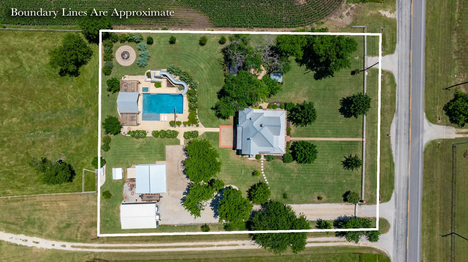 Single Family Residence For Sale in Cooke County , 5217 W Fm 922, Valley View, Texas 76272, 4 Bedroom, 2 Bathroom, Garage spaces, 2,608 Sqft, built in 1902, mls#21269027, Real Estate Agent in Valley View, Homes For Sale in Cooke county, Homes For Sale in Valley View, Realtor in Valley View Texas, Real Estate Brokerage Independent Realty Texas, Luminita Cordes Realtor