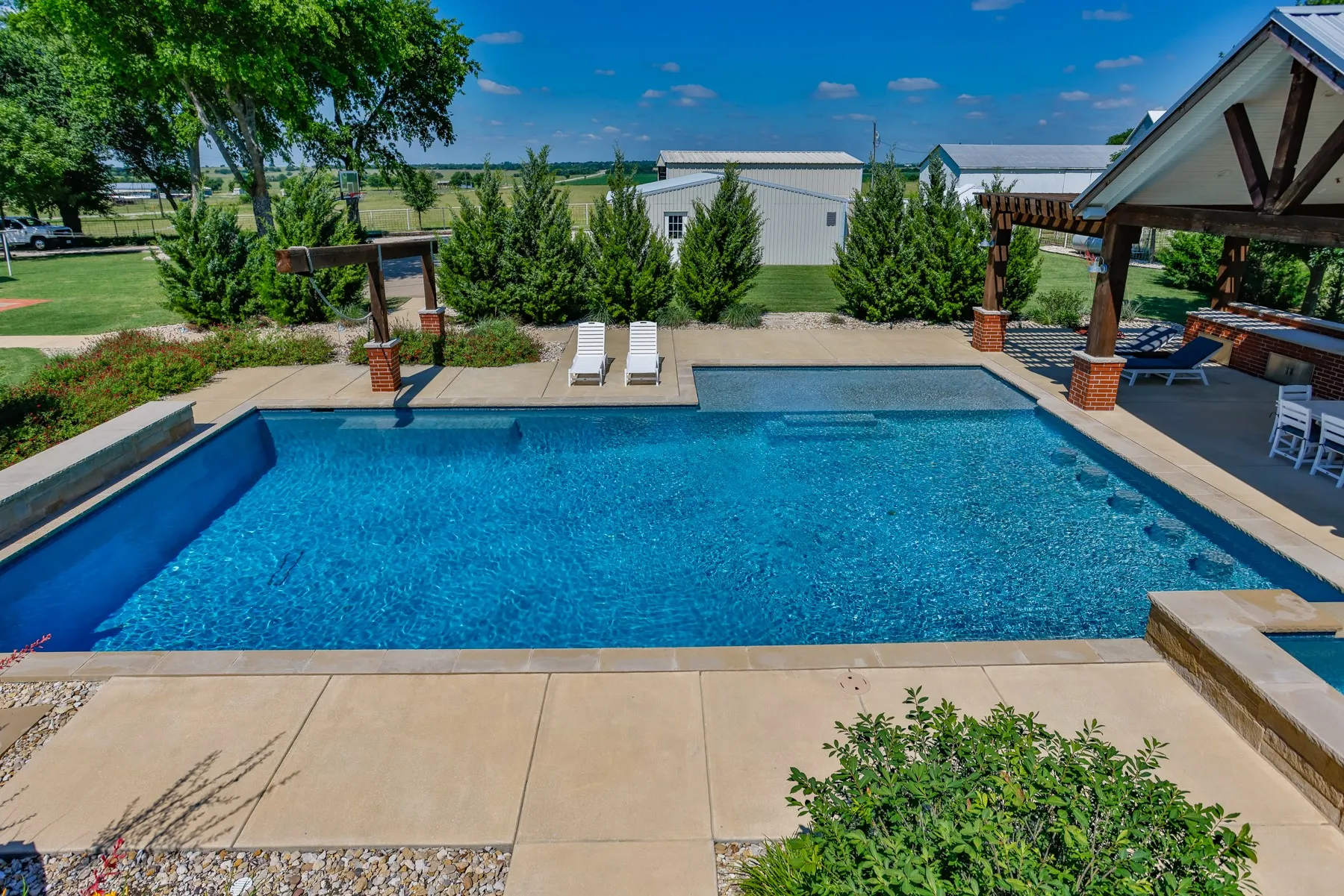 Single Family Residence For Sale in Cooke County , 5217 W Fm 922, Valley View, Texas 76272, 4 Bedroom, 2 Bathroom, Garage spaces, 2,608 Sqft, built in 1902, mls#21269027, Real Estate Agent in Valley View, Homes For Sale in Cooke county, Homes For Sale in Valley View, Realtor in Valley View Texas, Real Estate Brokerage Independent Realty Texas, Luminita Cordes Realtor