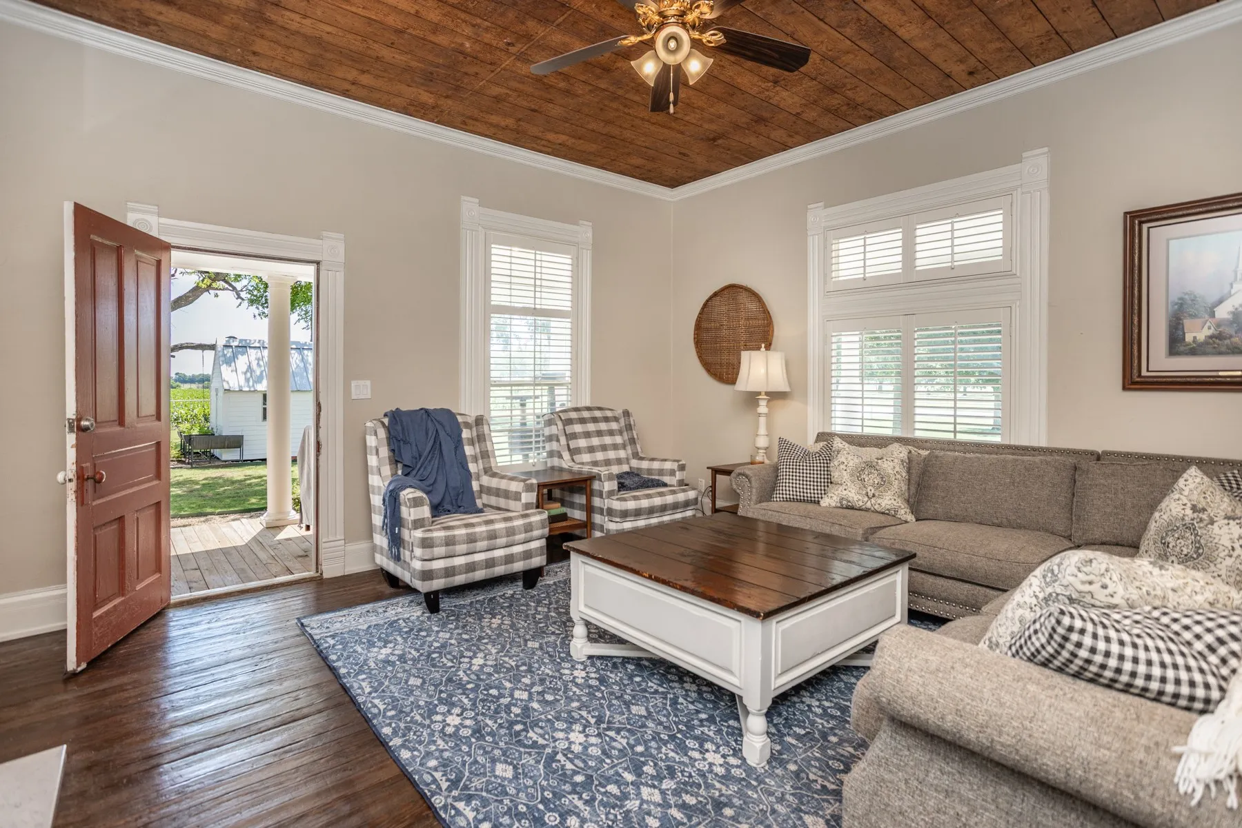Single Family Residence For Sale in Cooke County , 5217 W Fm 922, Valley View, Texas 76272, 4 Bedroom, 2 Bathroom, Garage spaces, 2,608 Sqft, built in 1902, mls#21269027, Real Estate Agent in Valley View, Homes For Sale in Cooke county, Homes For Sale in Valley View, Realtor in Valley View Texas, Real Estate Brokerage Independent Realty Texas, Luminita Cordes Realtor