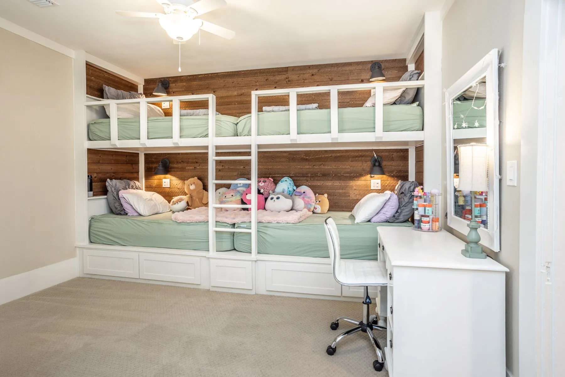 Single Family Residence For Sale in Cooke County , 5217 W Fm 922, Valley View, Texas 76272, 4 Bedroom, 2 Bathroom, Garage spaces, 2,608 Sqft, built in 1902, mls#21269027, Real Estate Agent in Valley View, Homes For Sale in Cooke county, Homes For Sale in Valley View, Realtor in Valley View Texas, Real Estate Brokerage Independent Realty Texas, Luminita Cordes Realtor
