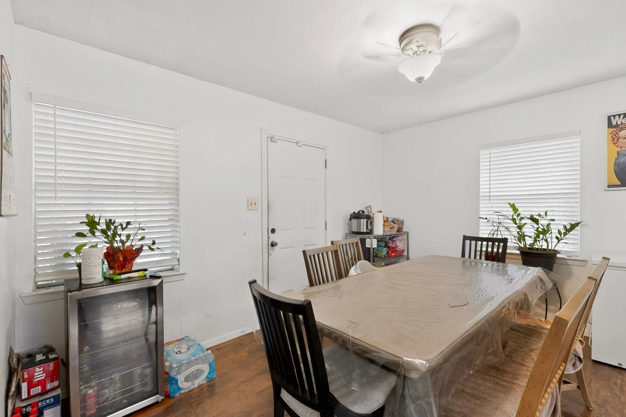Single Family Residence For Sale in Dallas County , 8927 Beckley View Avenue, Dallas, Texas 75232, 4 Bedroom, 3 Bathroom, Garage spaces, 2,048 Sqft, built in 1940, mls#21272786, Real Estate Agent in Dallas, Homes For Sale in Dallas county, Homes For Sale in Dallas, Realtor in Dallas Texas, Real Estate Brokerage Independent Realty Texas, Luminita Cordes Realtor
